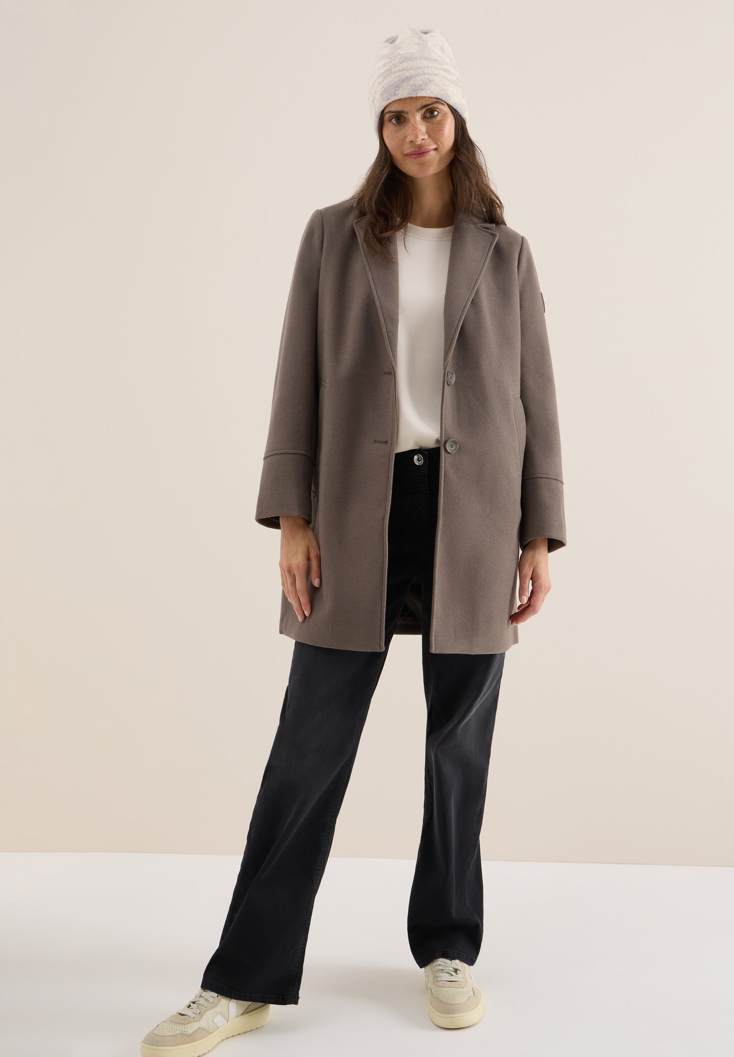 Beanie mit Zebramuster