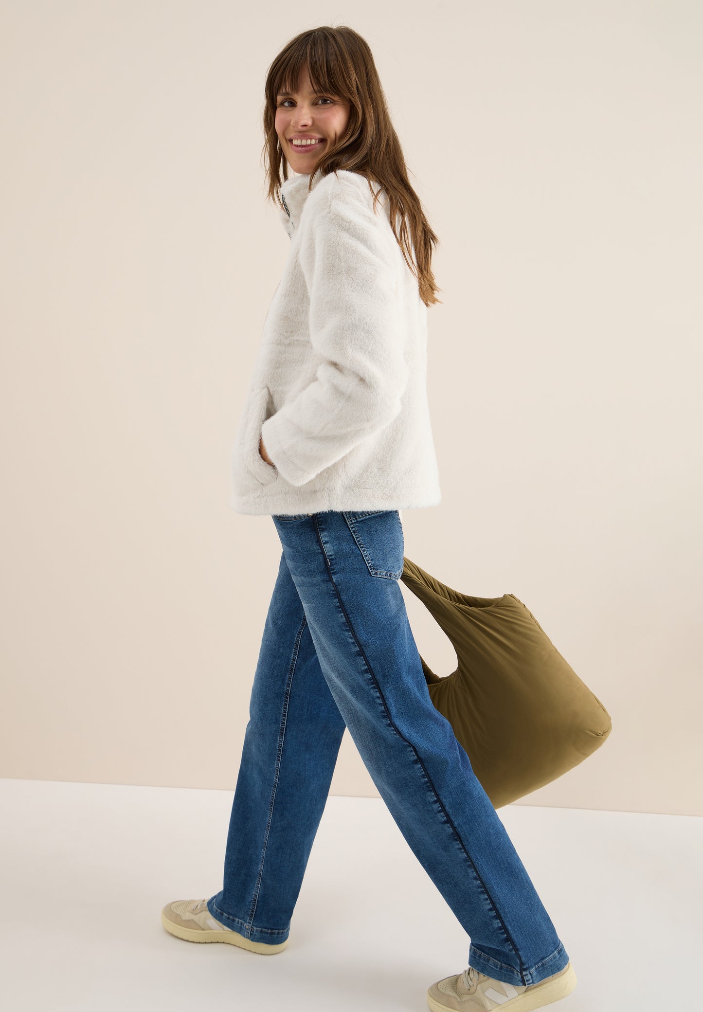 Kurze Fellimitat Jacke