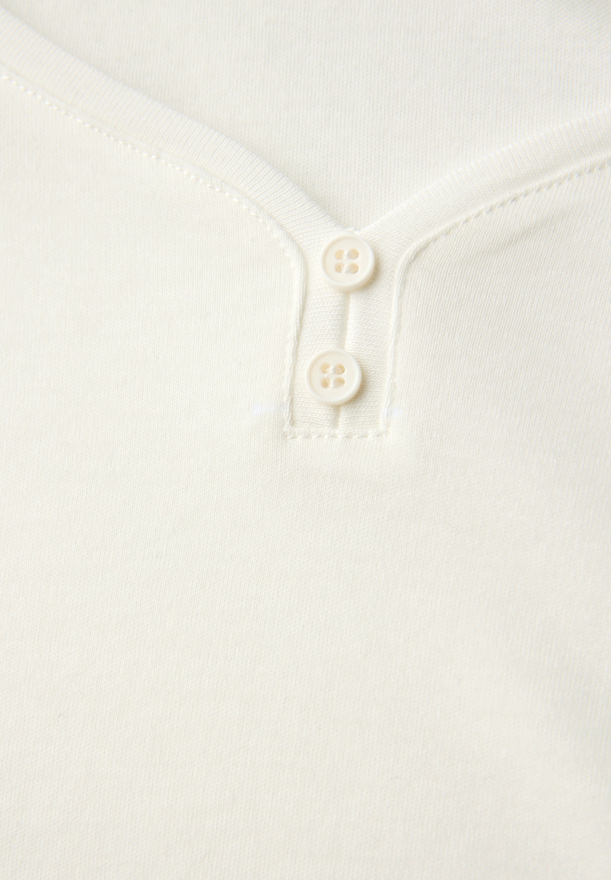 Basic Shirt mit Knopfdetail