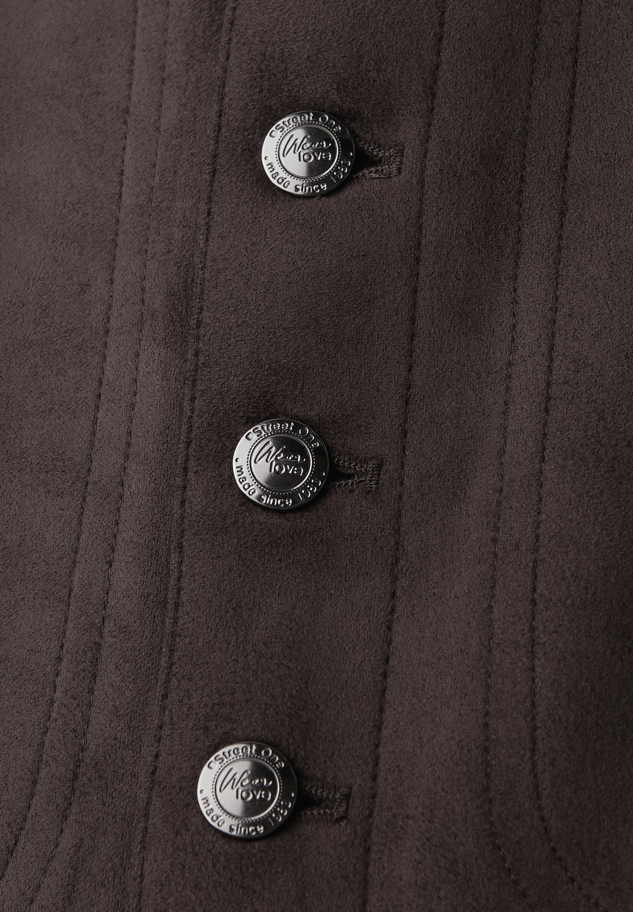 Veloursrock mit Knöpfen