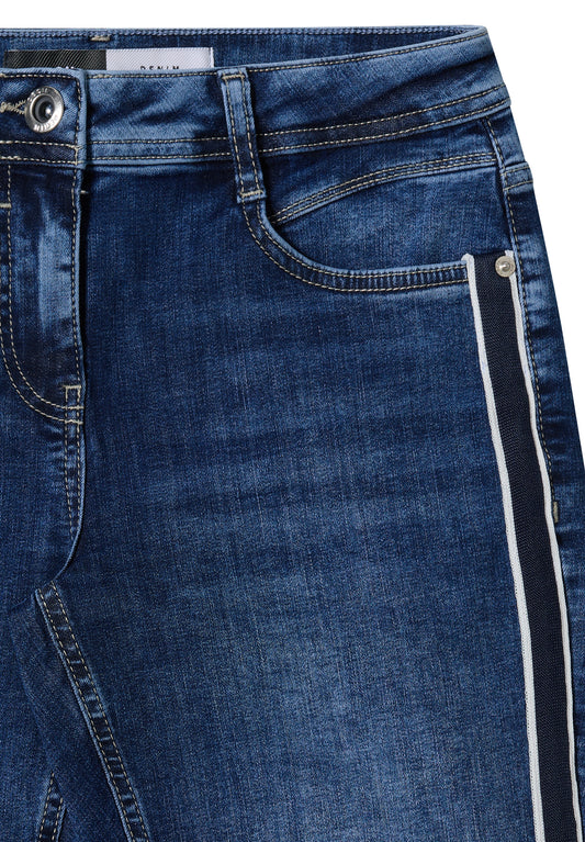 Jeans mit Gallonstreifen