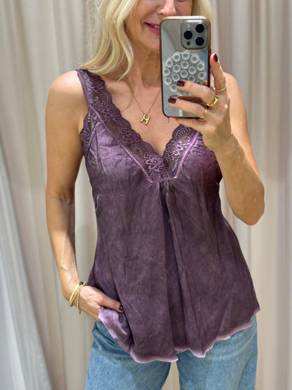 Top | Ilaria