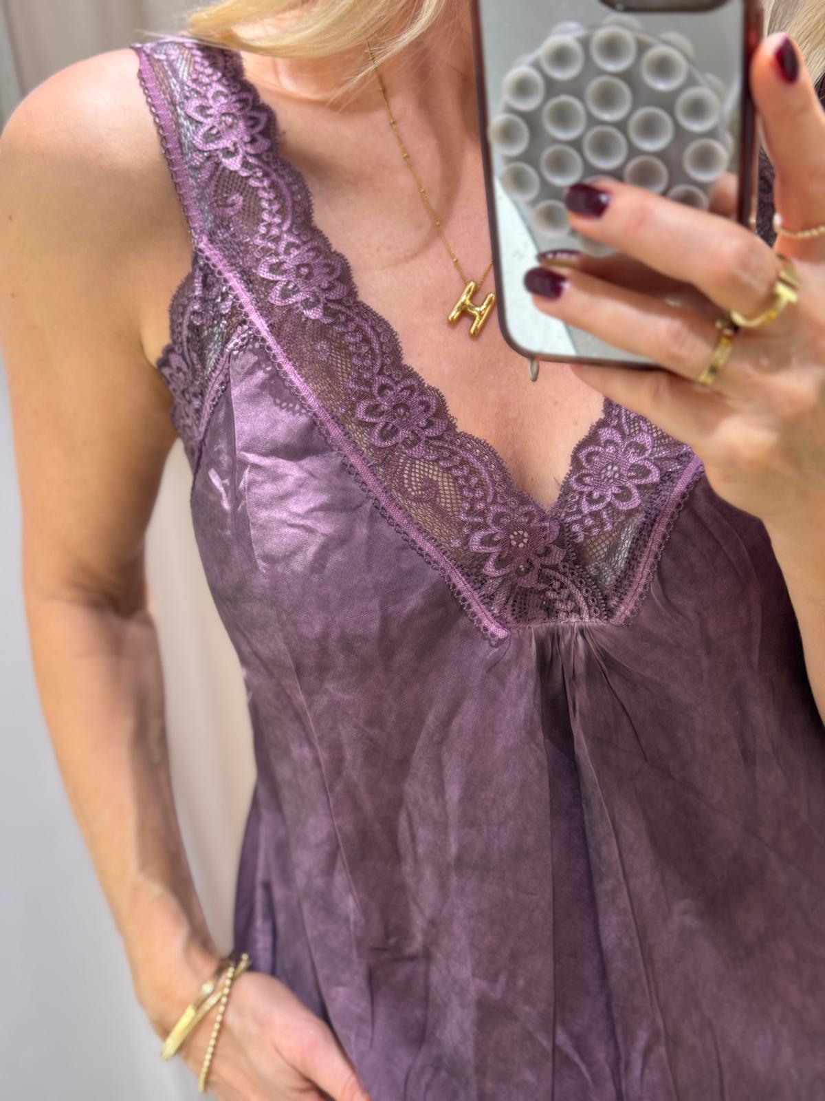Top | Ilaria