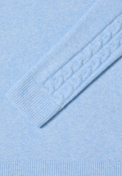 Pullover mit Strickdetail