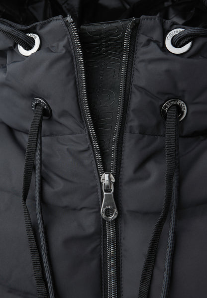 Mantel mit geklebten Nähten