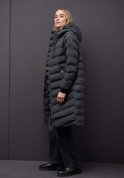 Mantel mit geklebten Nähten