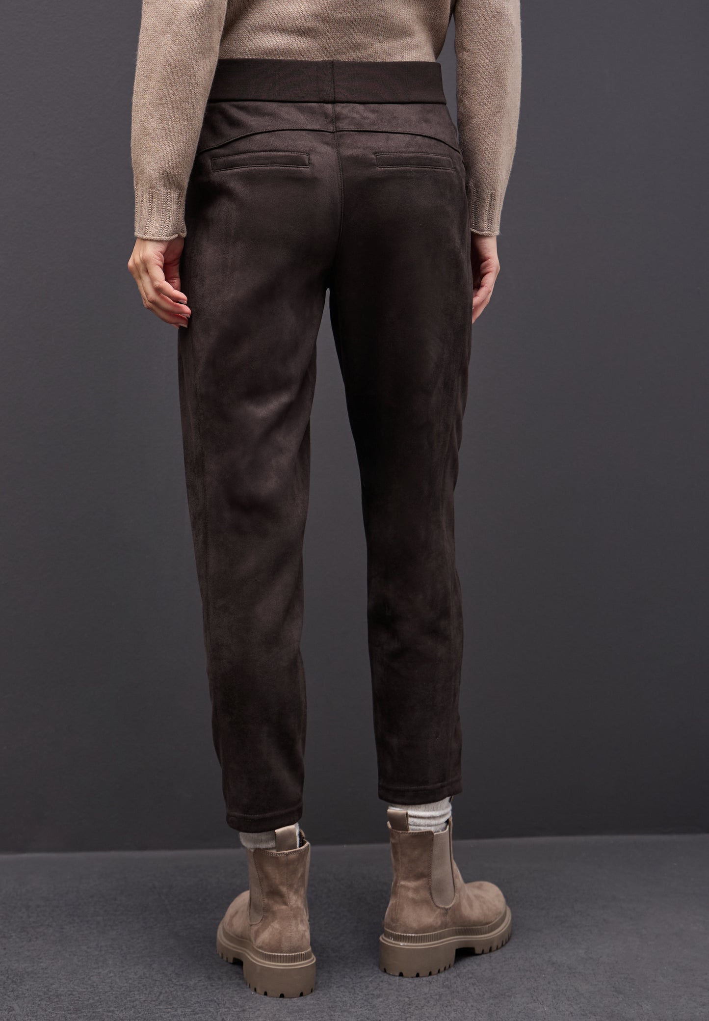 Loose Fit Velours Hose