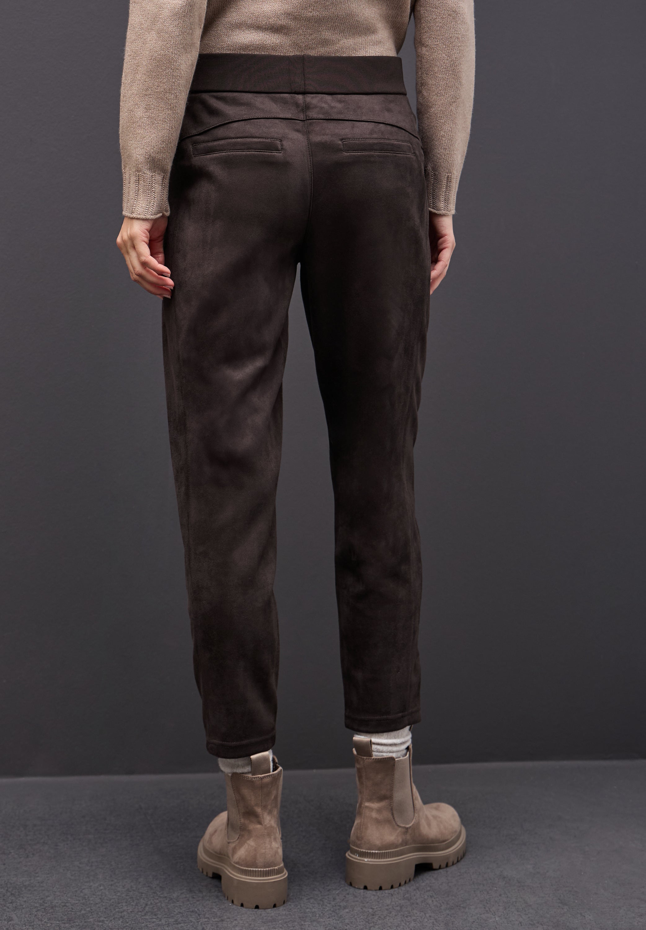 Loose Fit Velours Hose