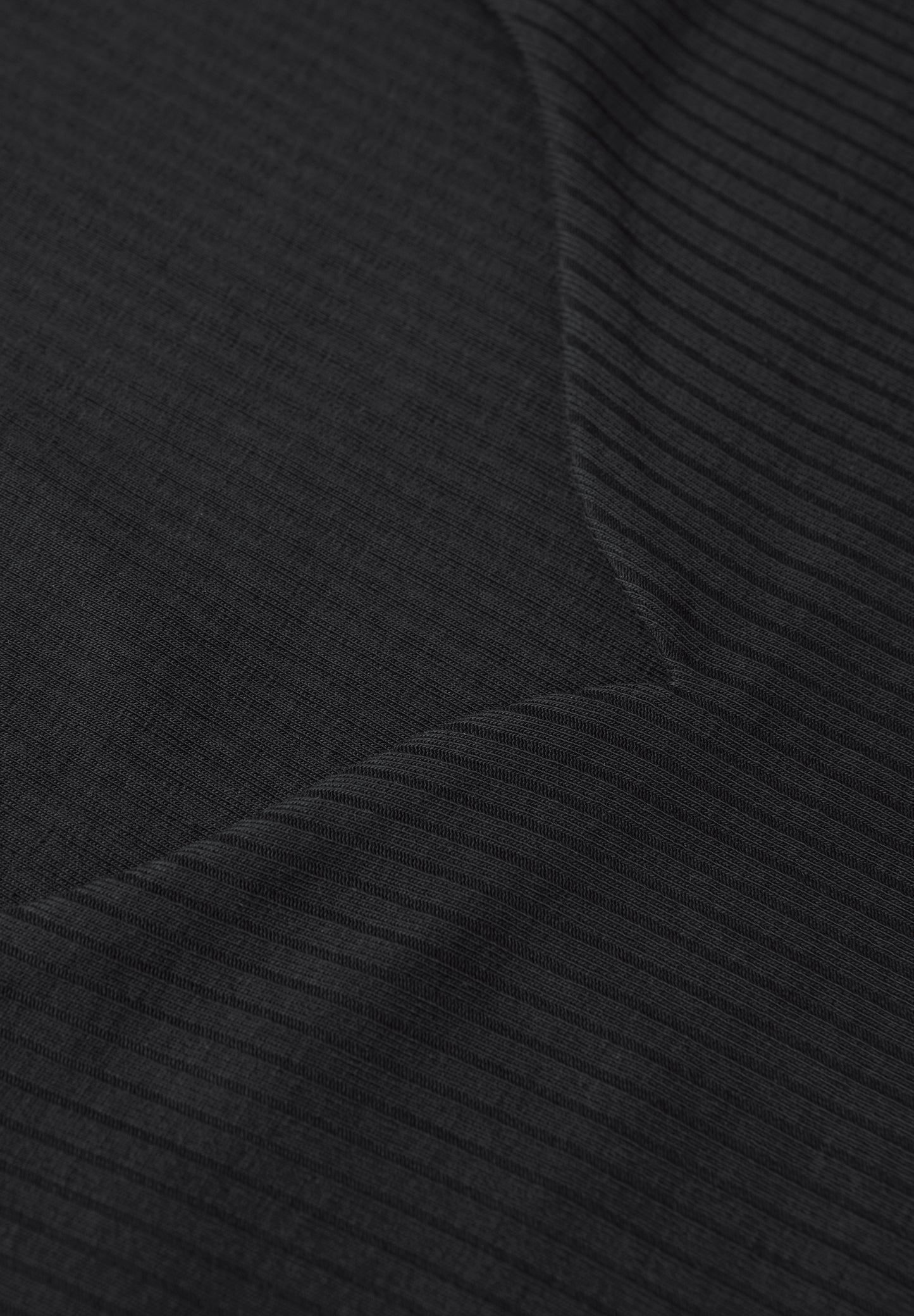 Shirt mit Herzausschnitt