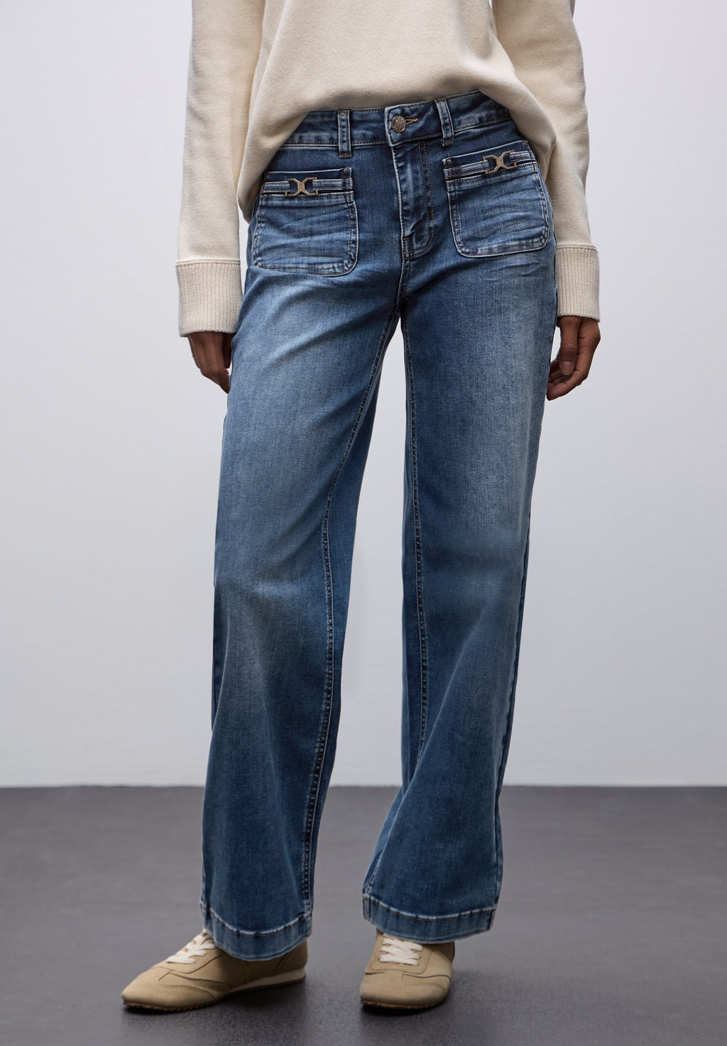 Wide Leg Jeans