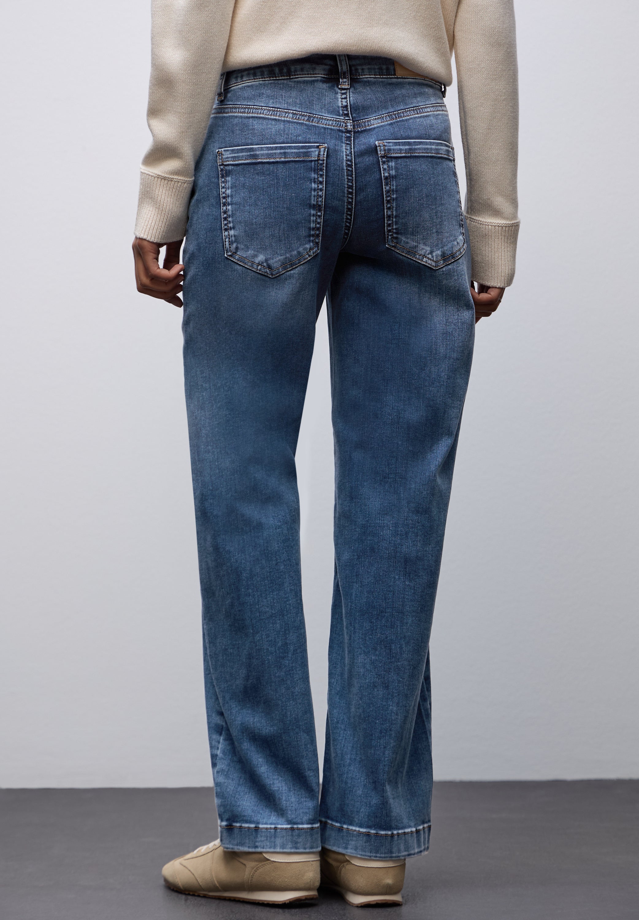 Wide Leg Jeans
