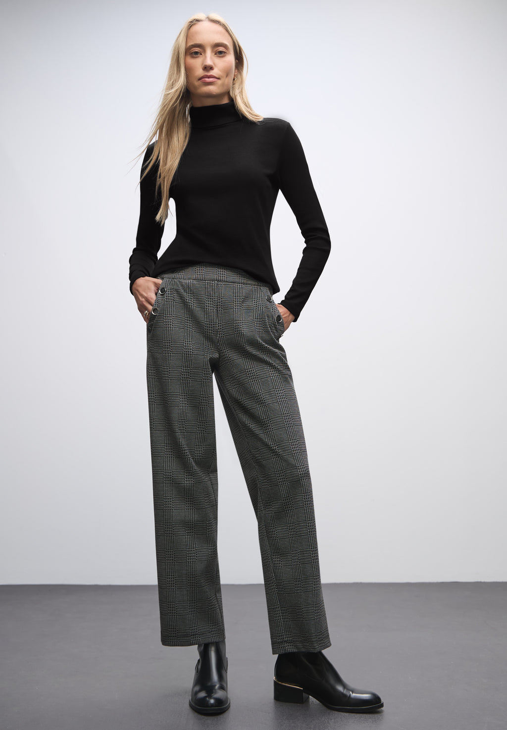 Basic Rollkragenshirt