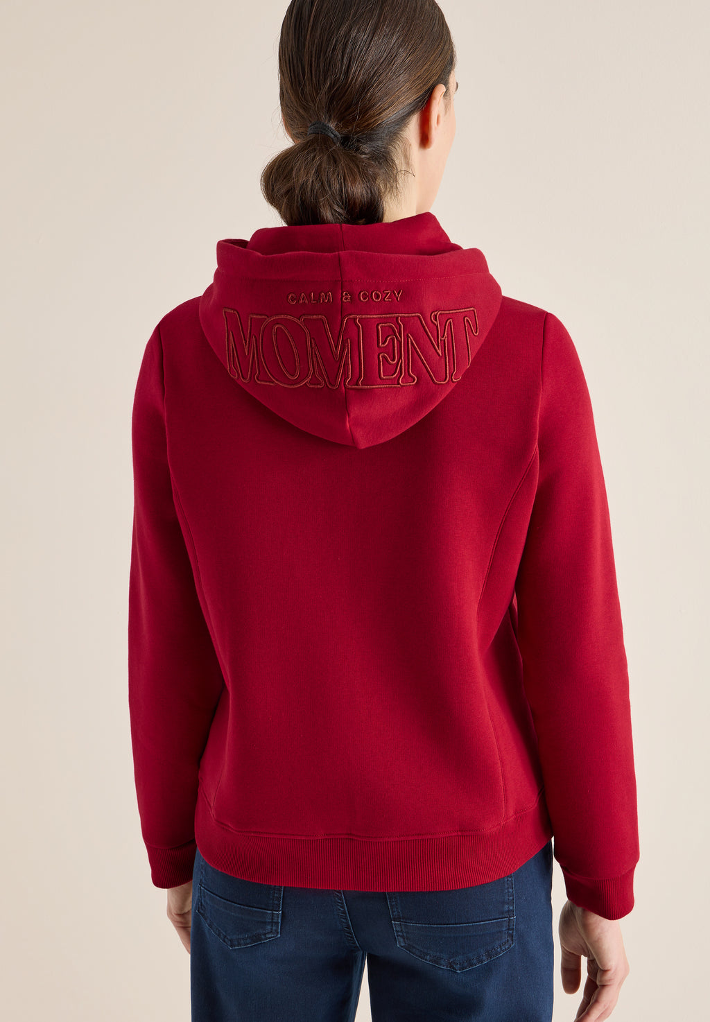 Hoodie mit Stickerei