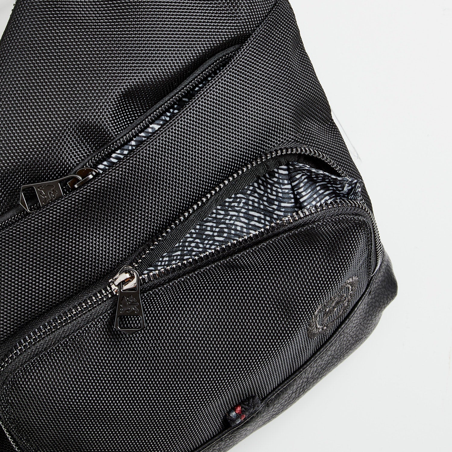 BAGS                              0