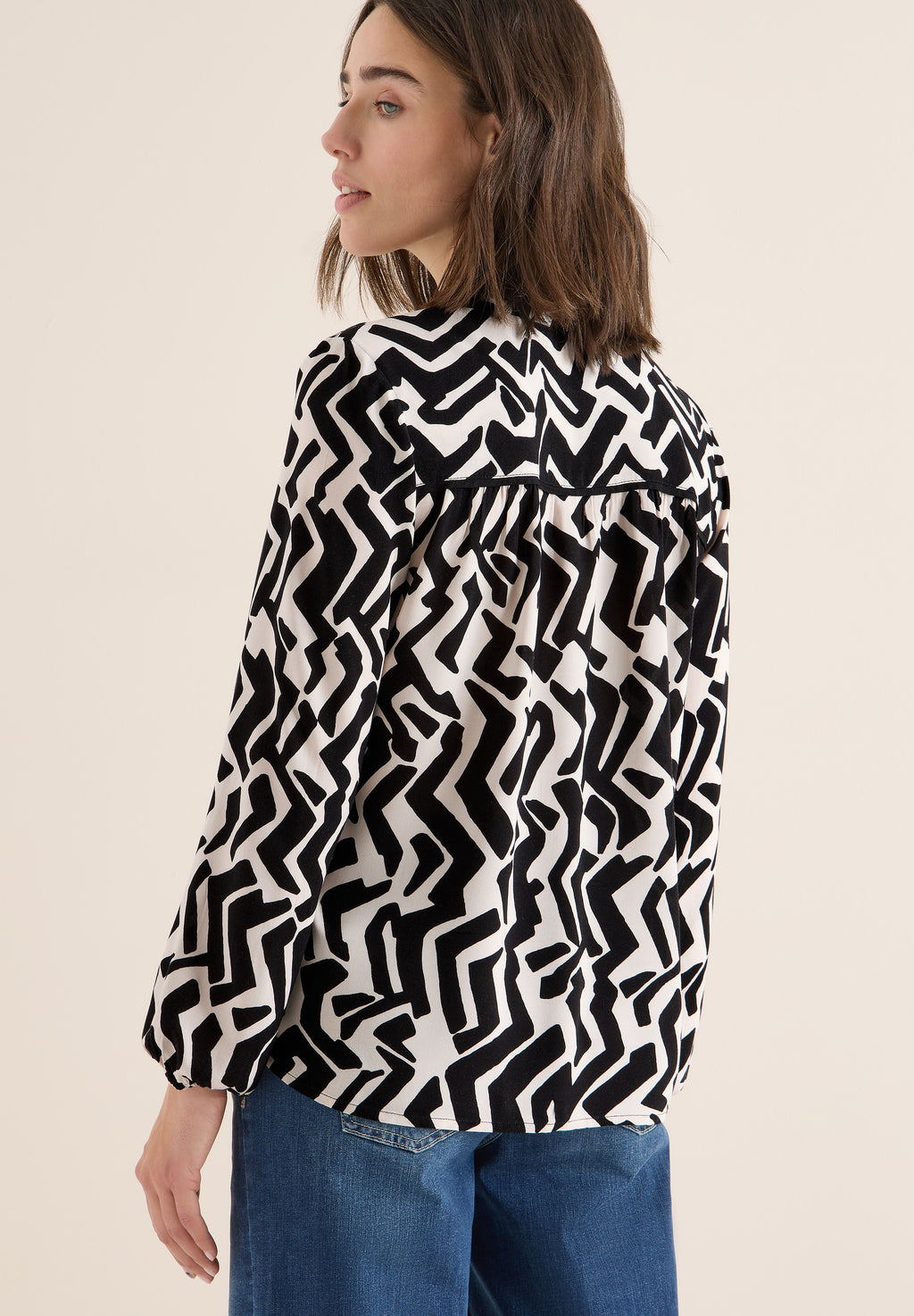 Bluse mit Grafikmuster