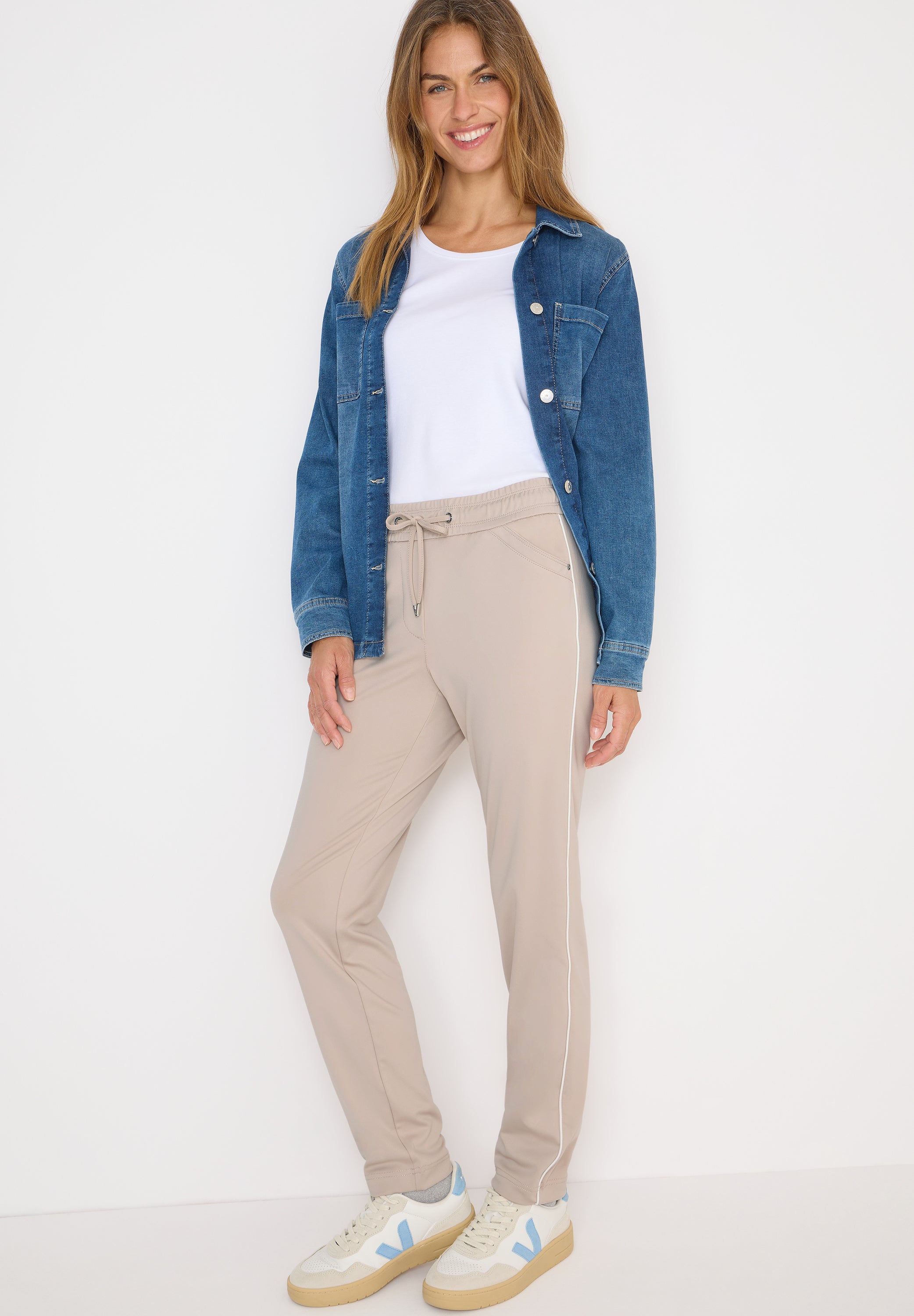 Hose mit Gallonstreifen