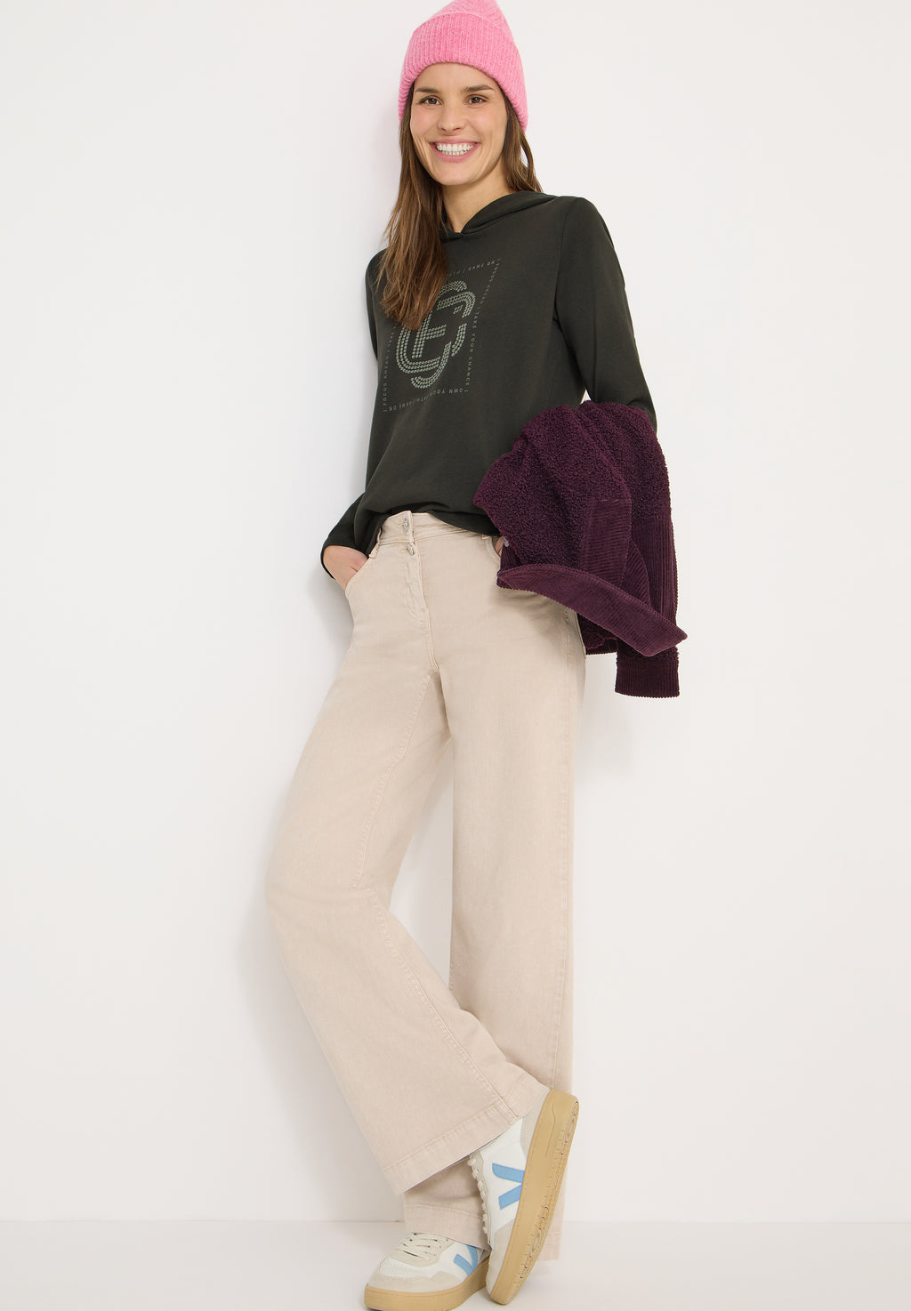 Hoodie mit Schmucksteinen