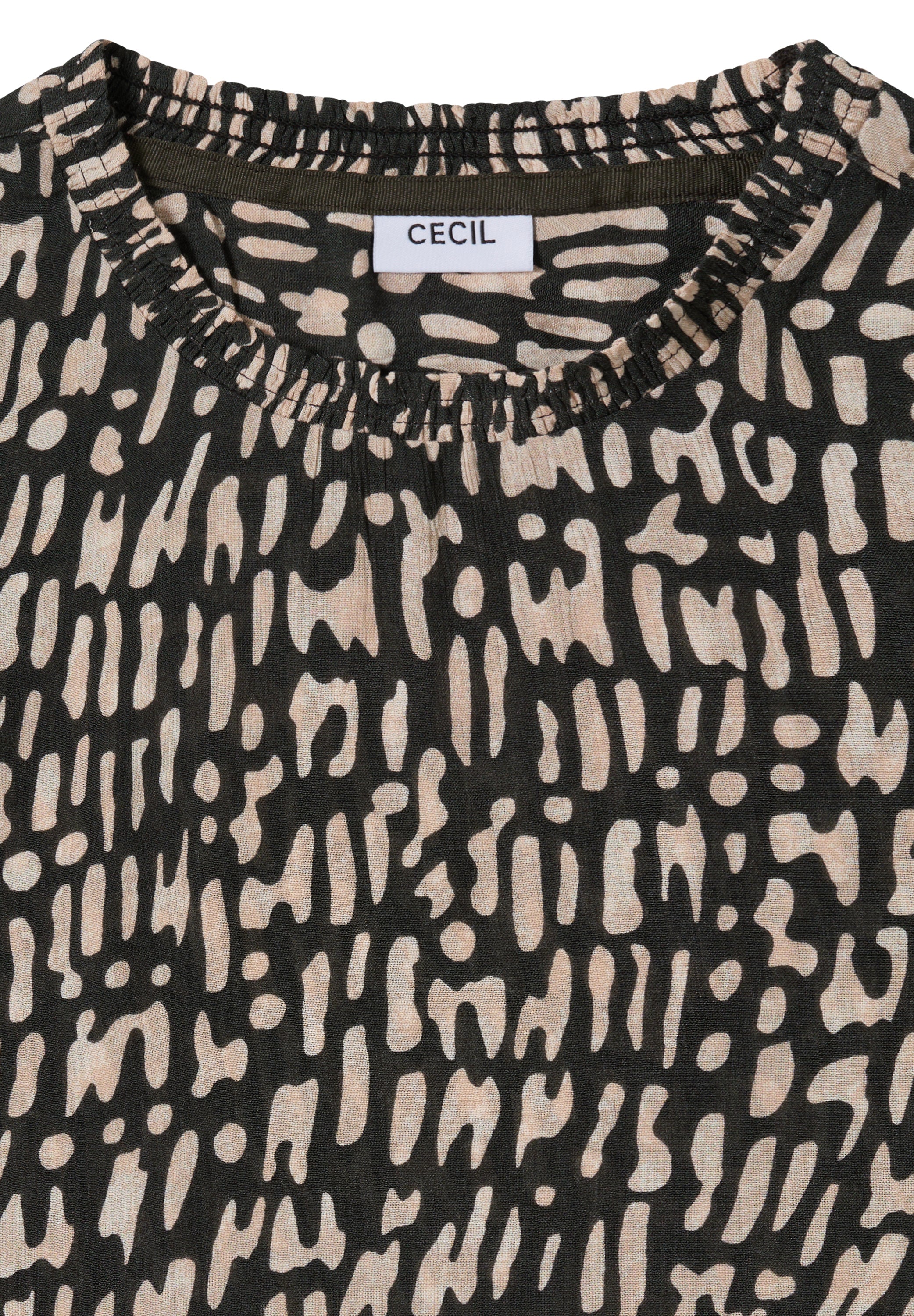 Bluse mit Smock-Ausschnitt