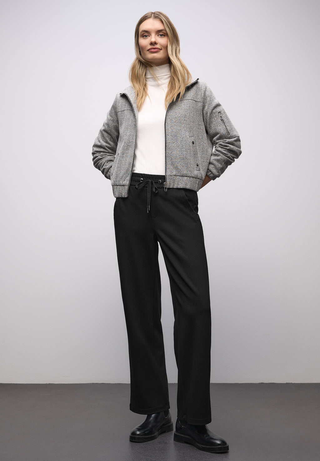 Straight Leg Hose mit Tape