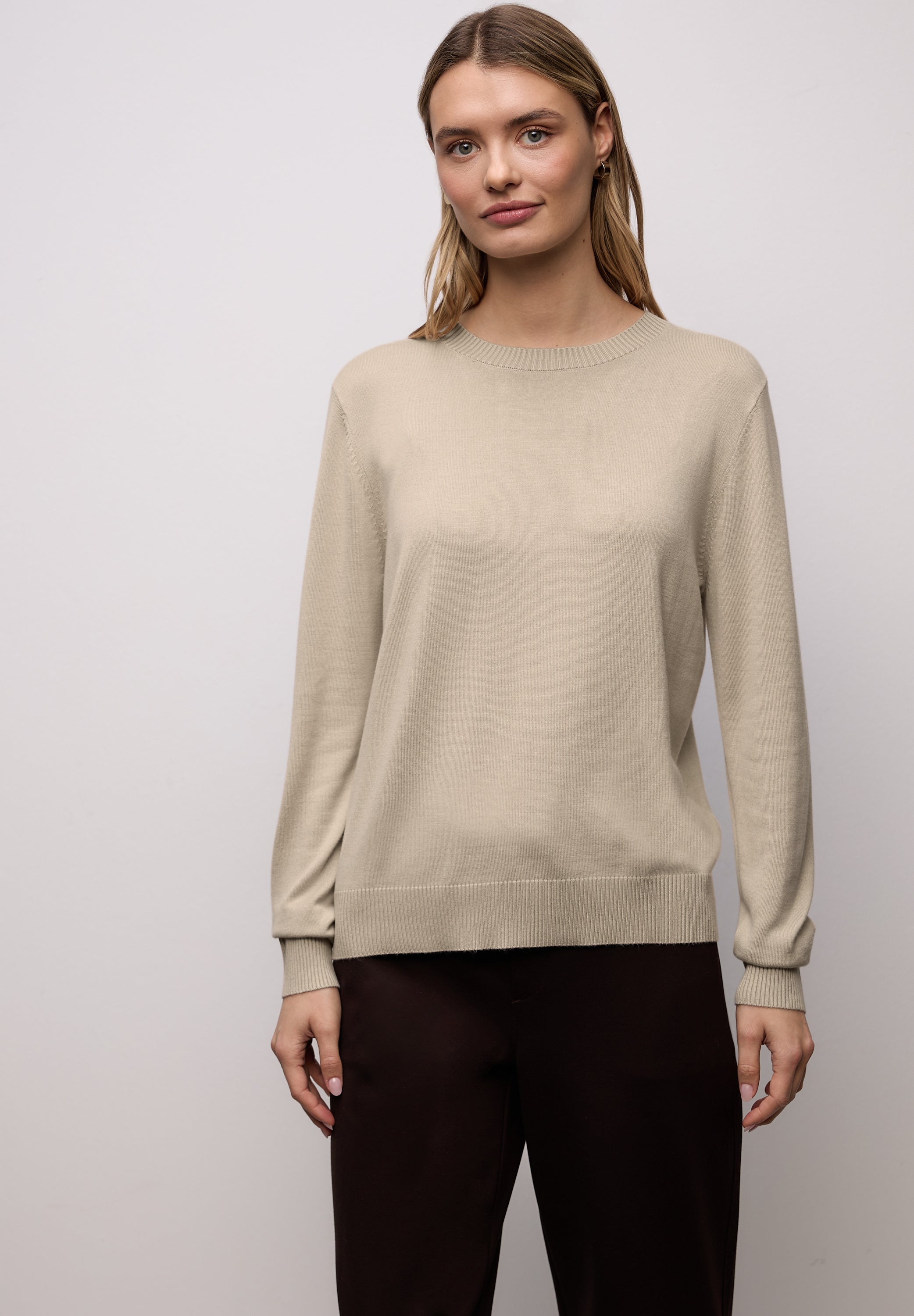 Basic Pullover