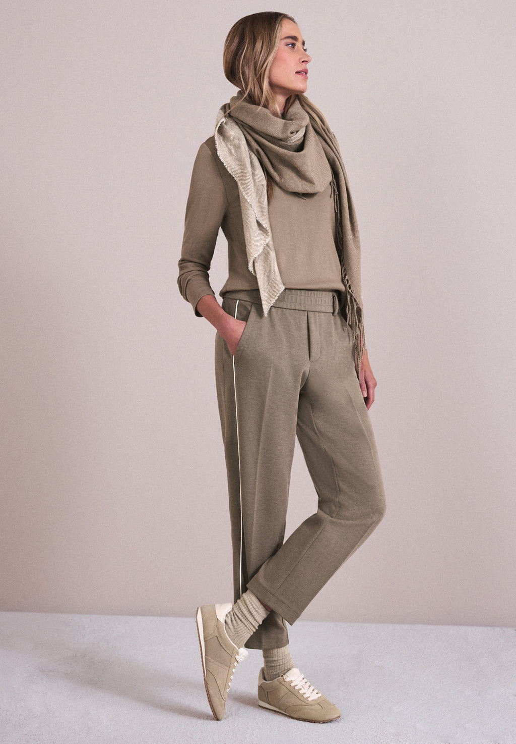 Slim Leg Hose