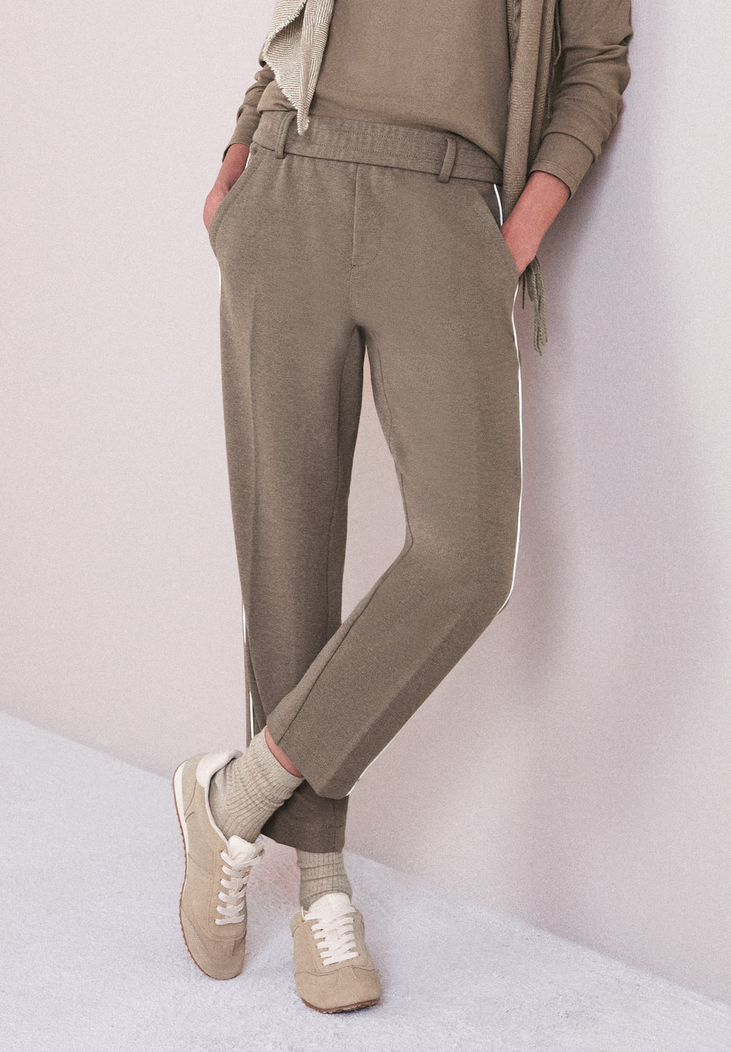 Slim Leg Hose