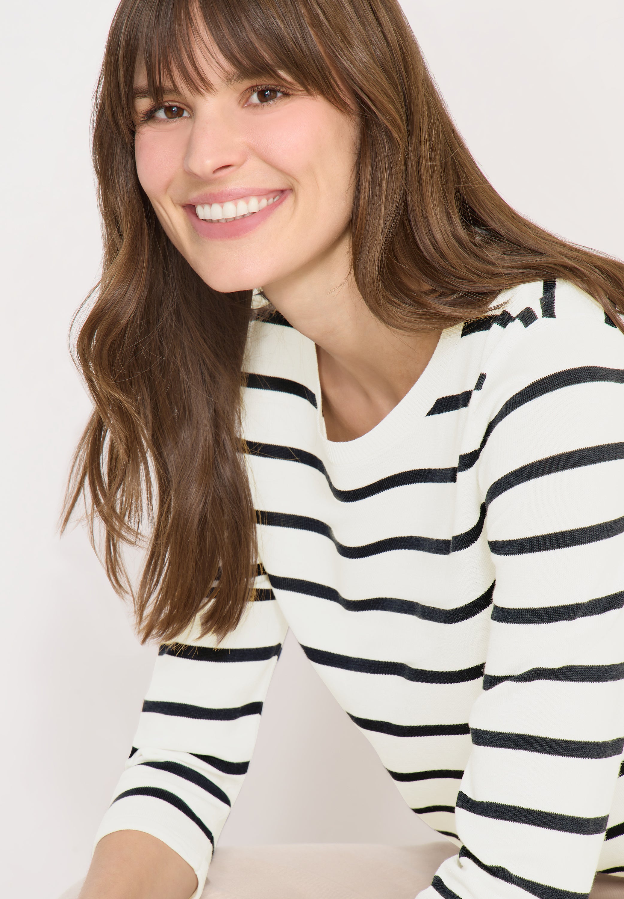 Gestreifter Pullover