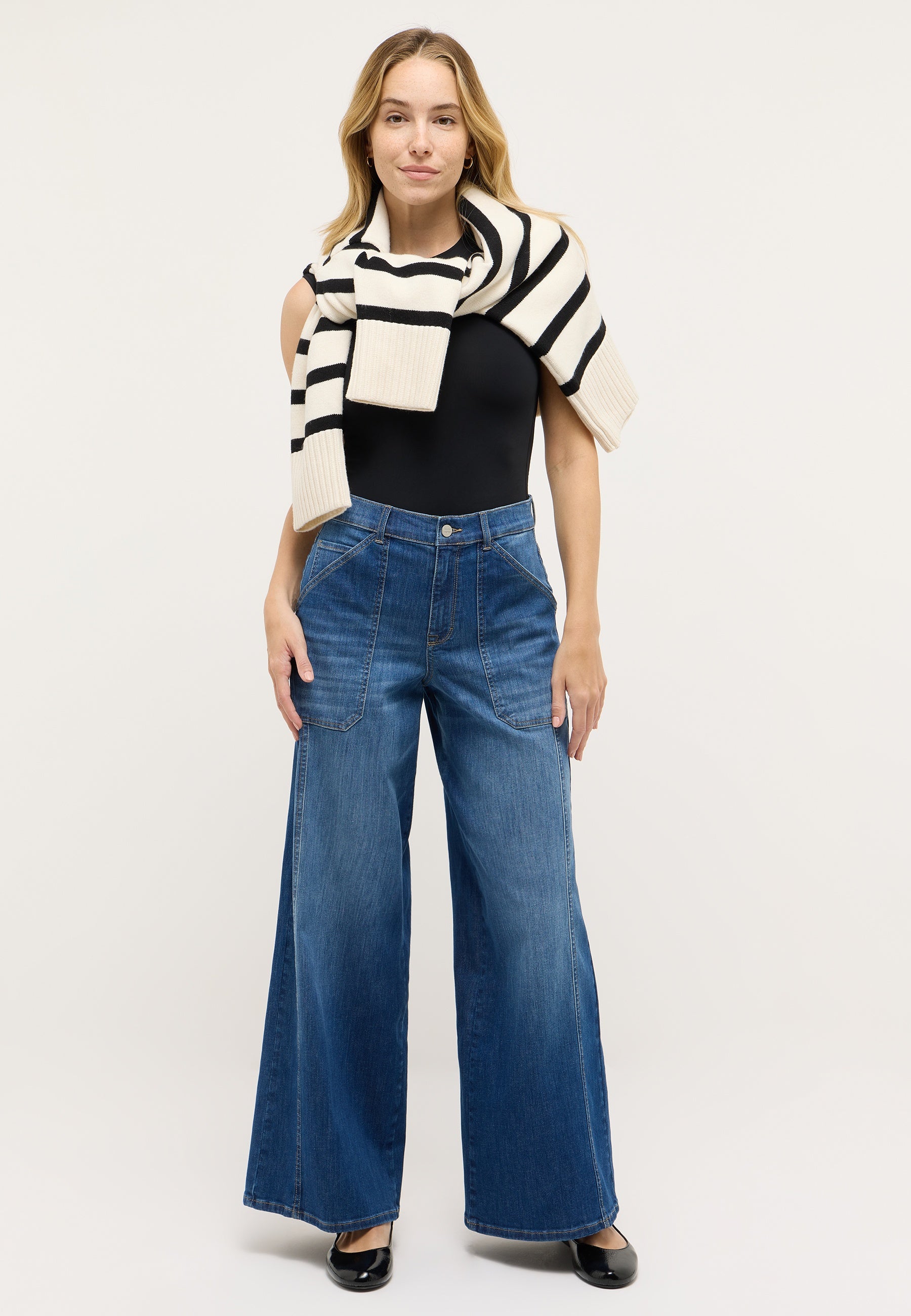 3502356-3358 LIVA URBAN