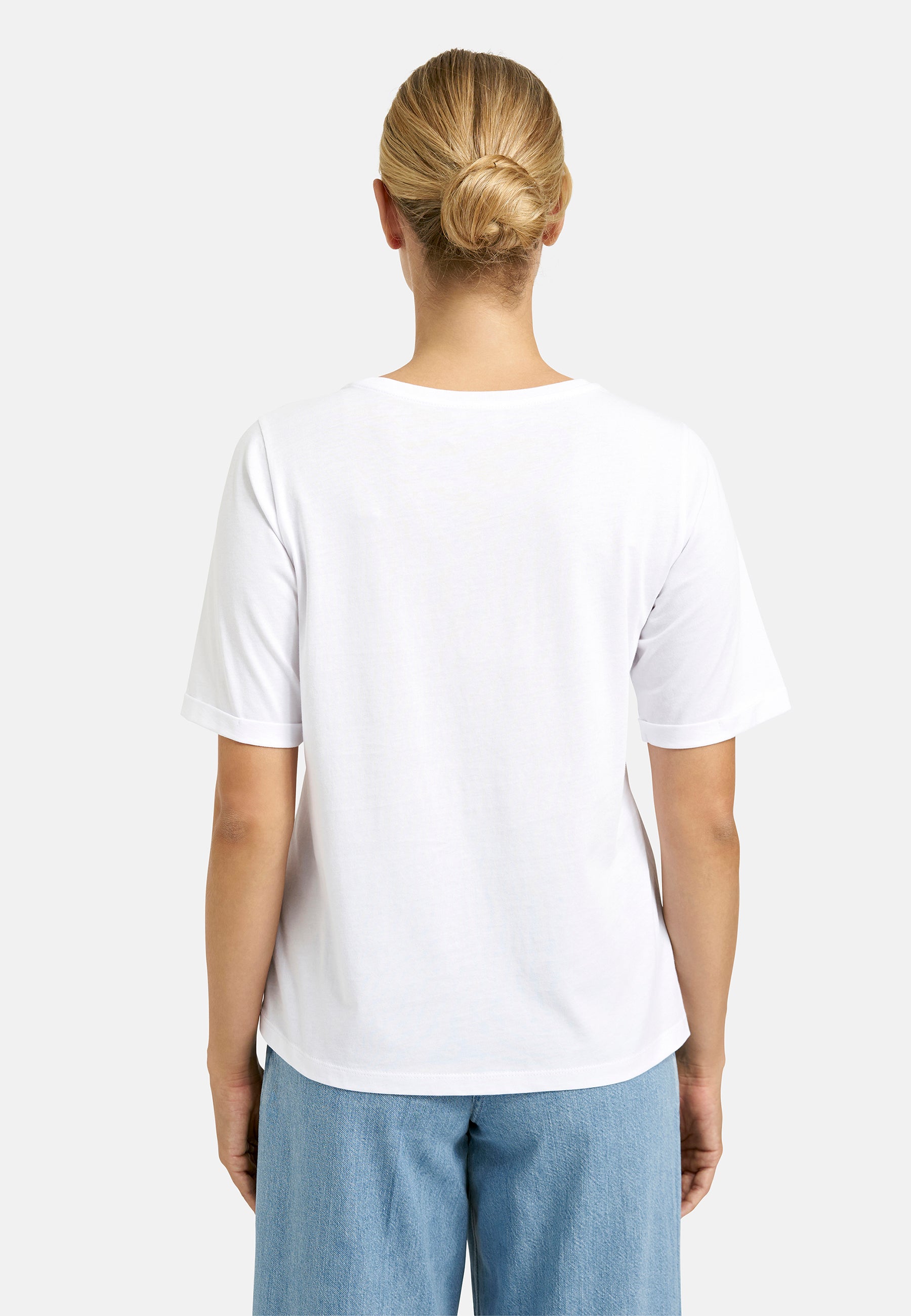 roundneck t-shirt w/ AW 1/4 sleeve