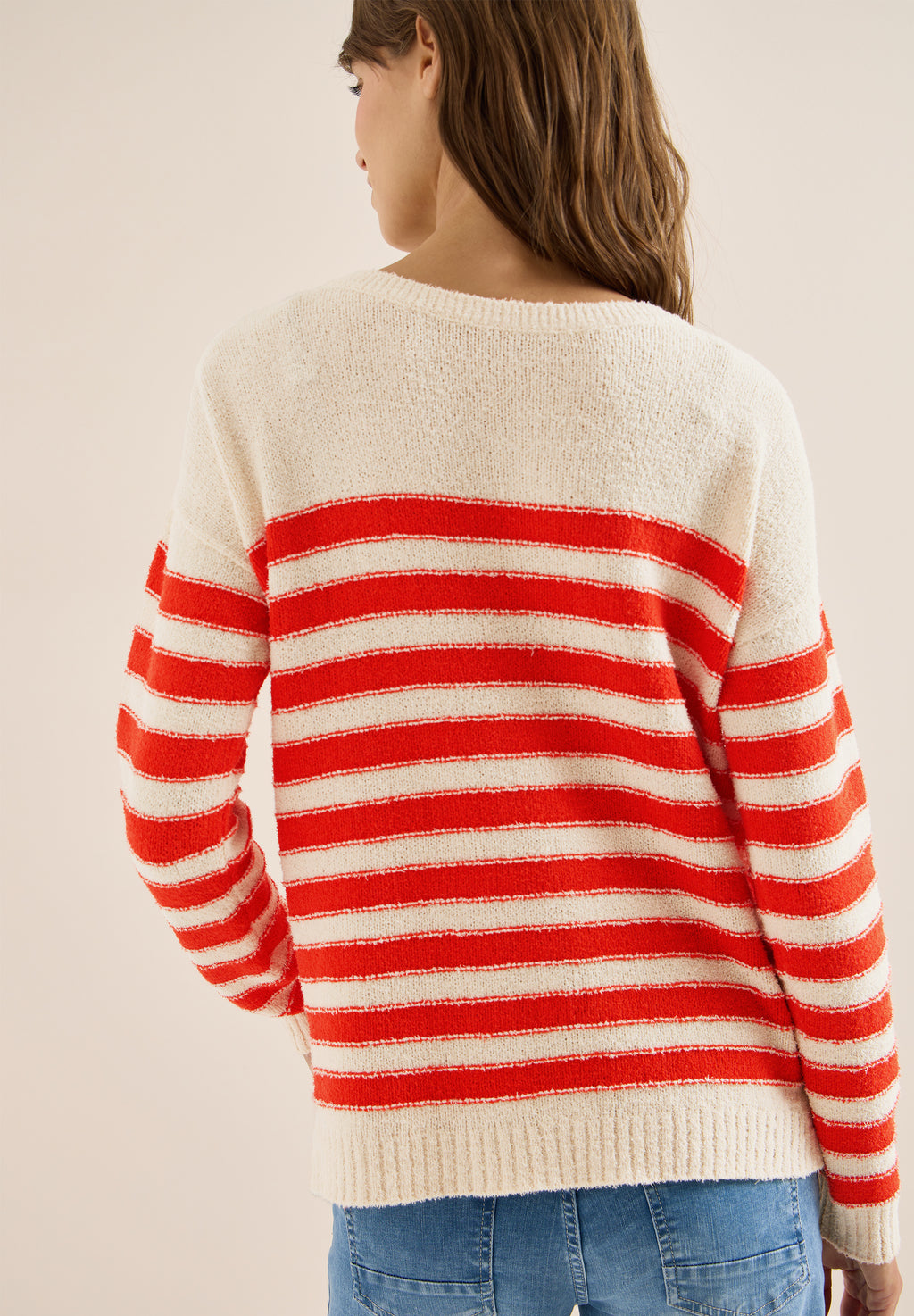 Gestreifter Bouclé Pullover