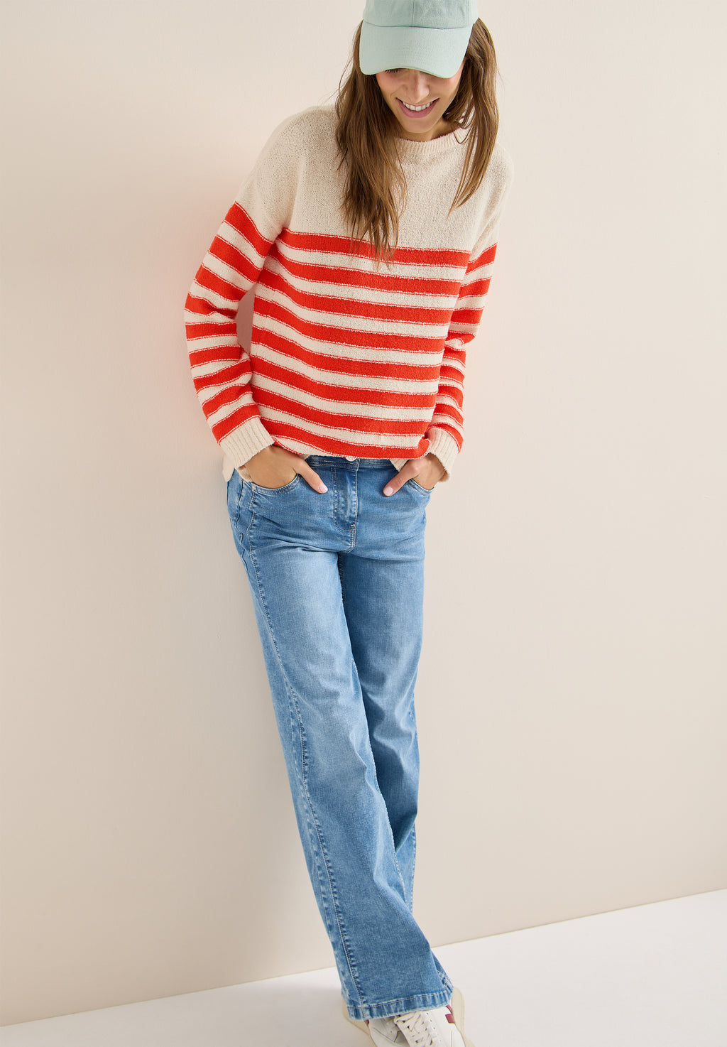 Gestreifter Bouclé Pullover