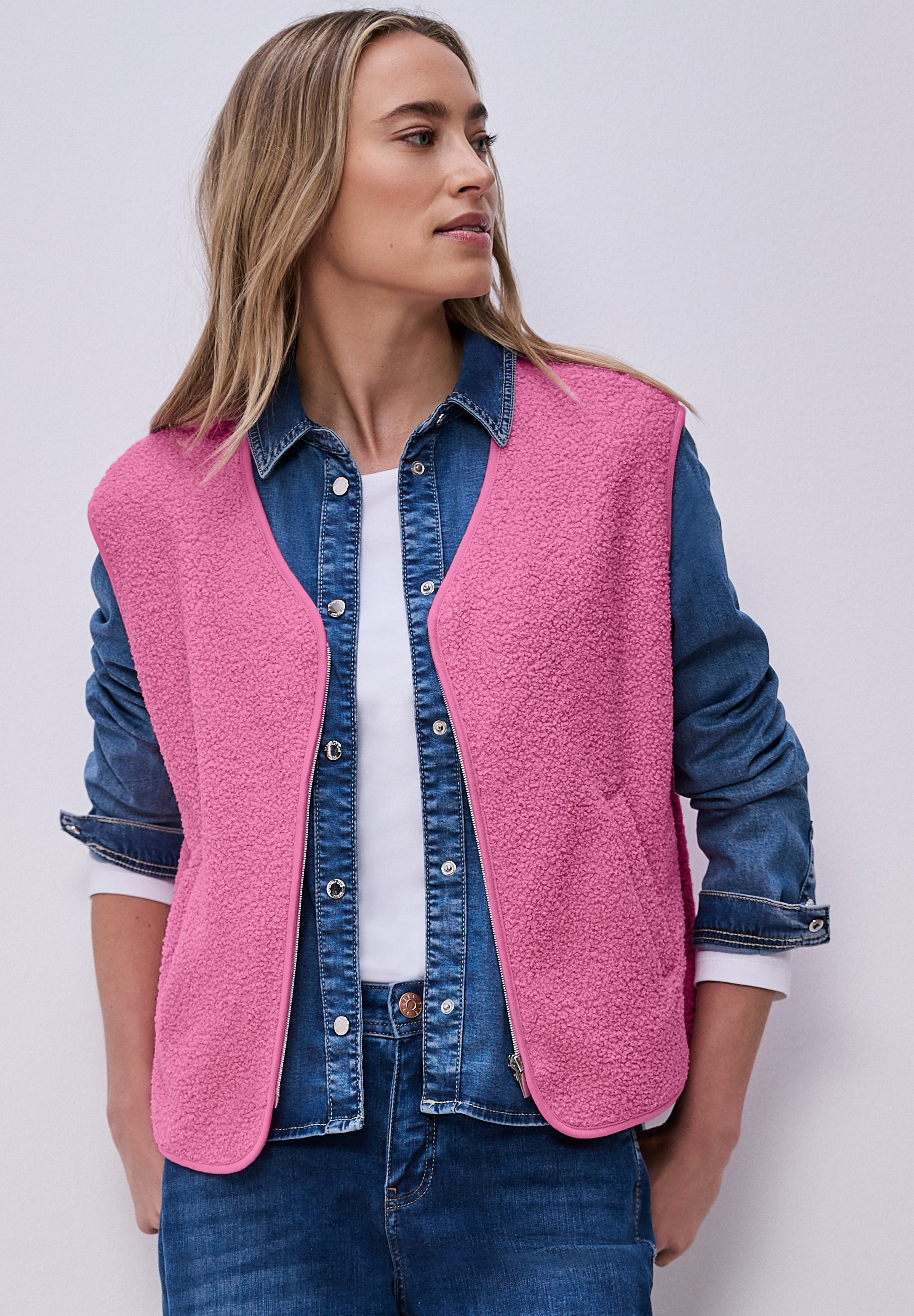 Weste mit V-Neck aus Teddy-Material