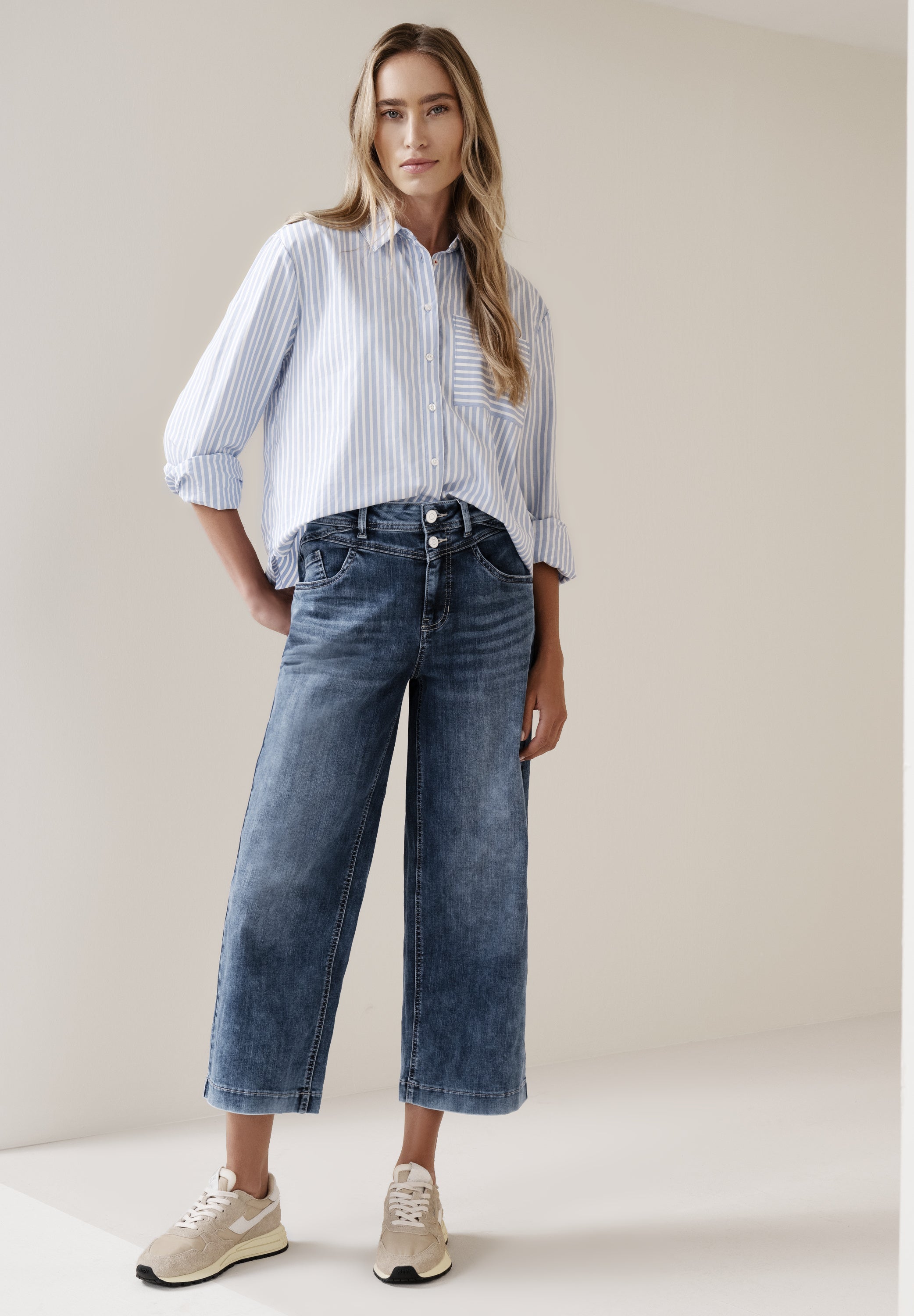 Wide Leg Jeans