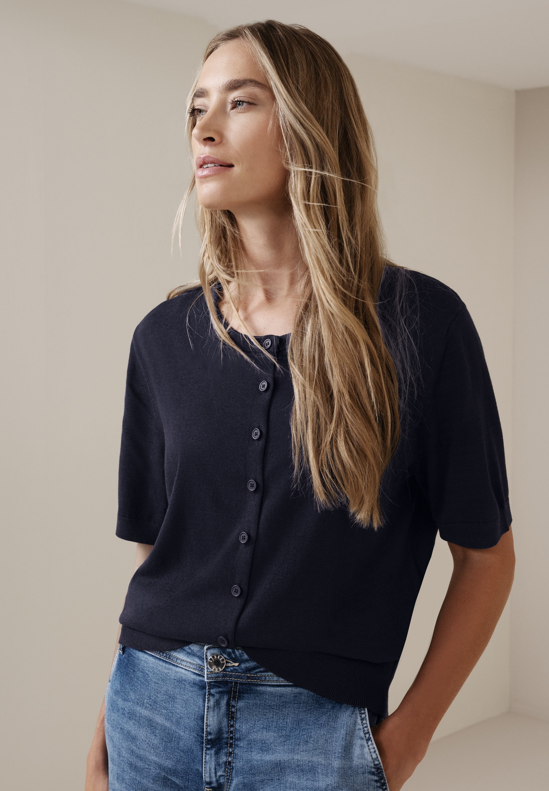 Kurzarm Cardigan mit Rundhals