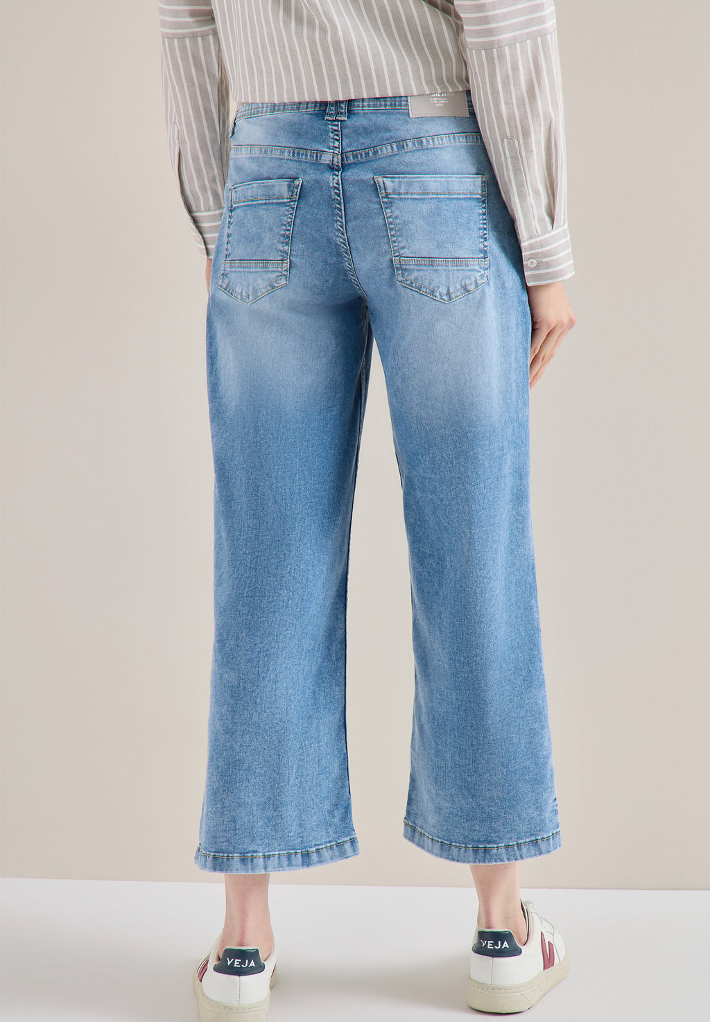 High Waist Wide Leg Jeans im Loose Fit