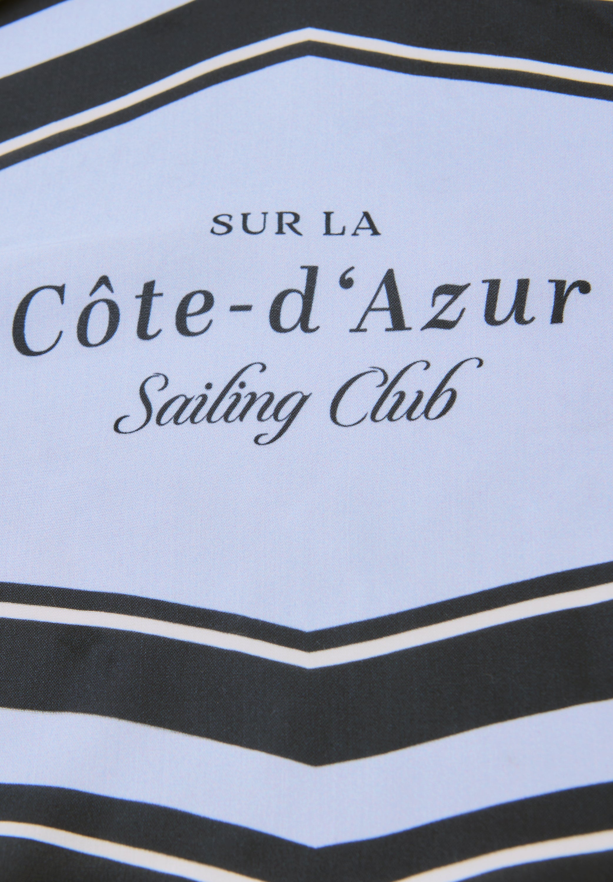 Nickituch in Diamantform mit Wording