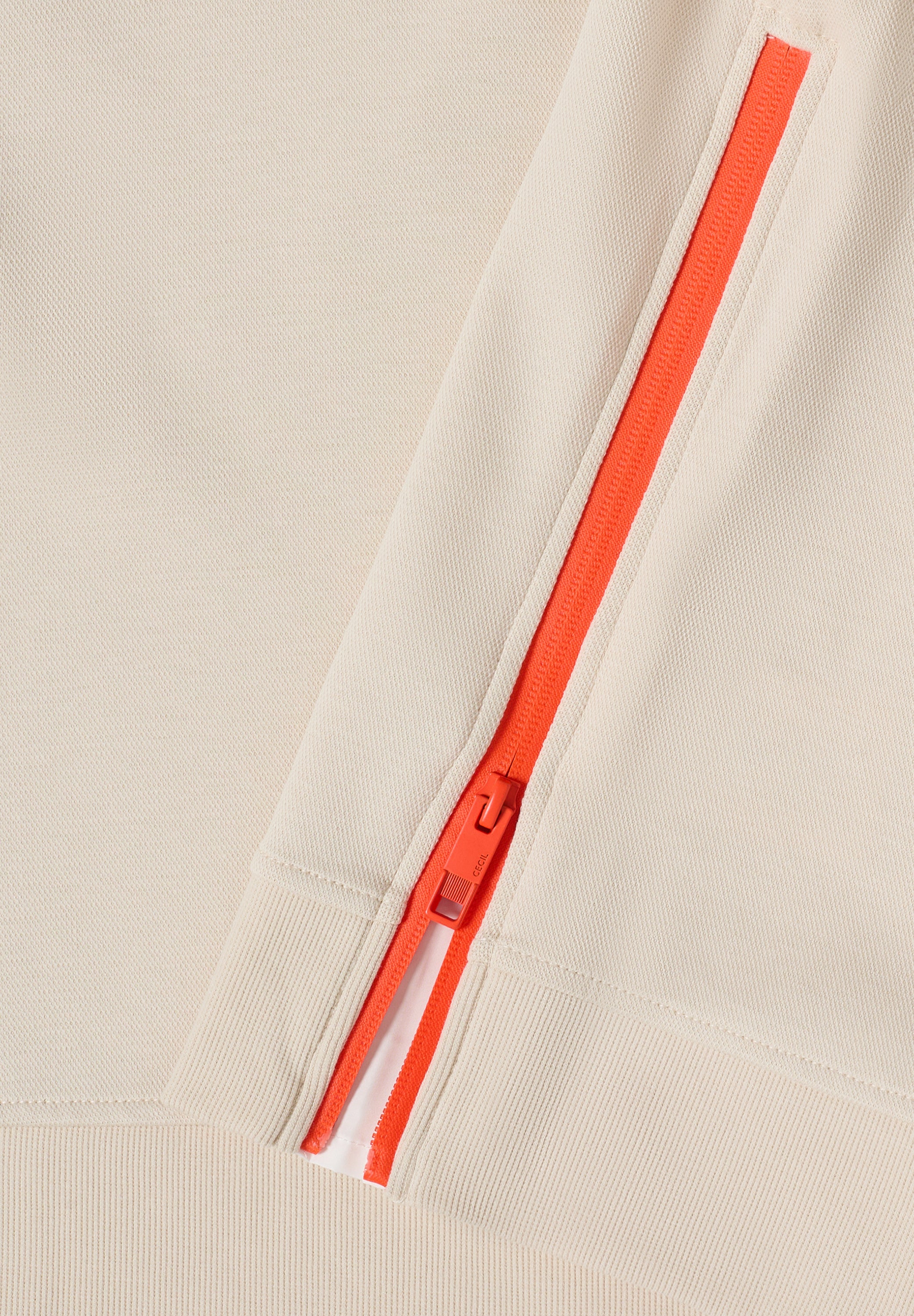 Hoodie mit Zipper-Details