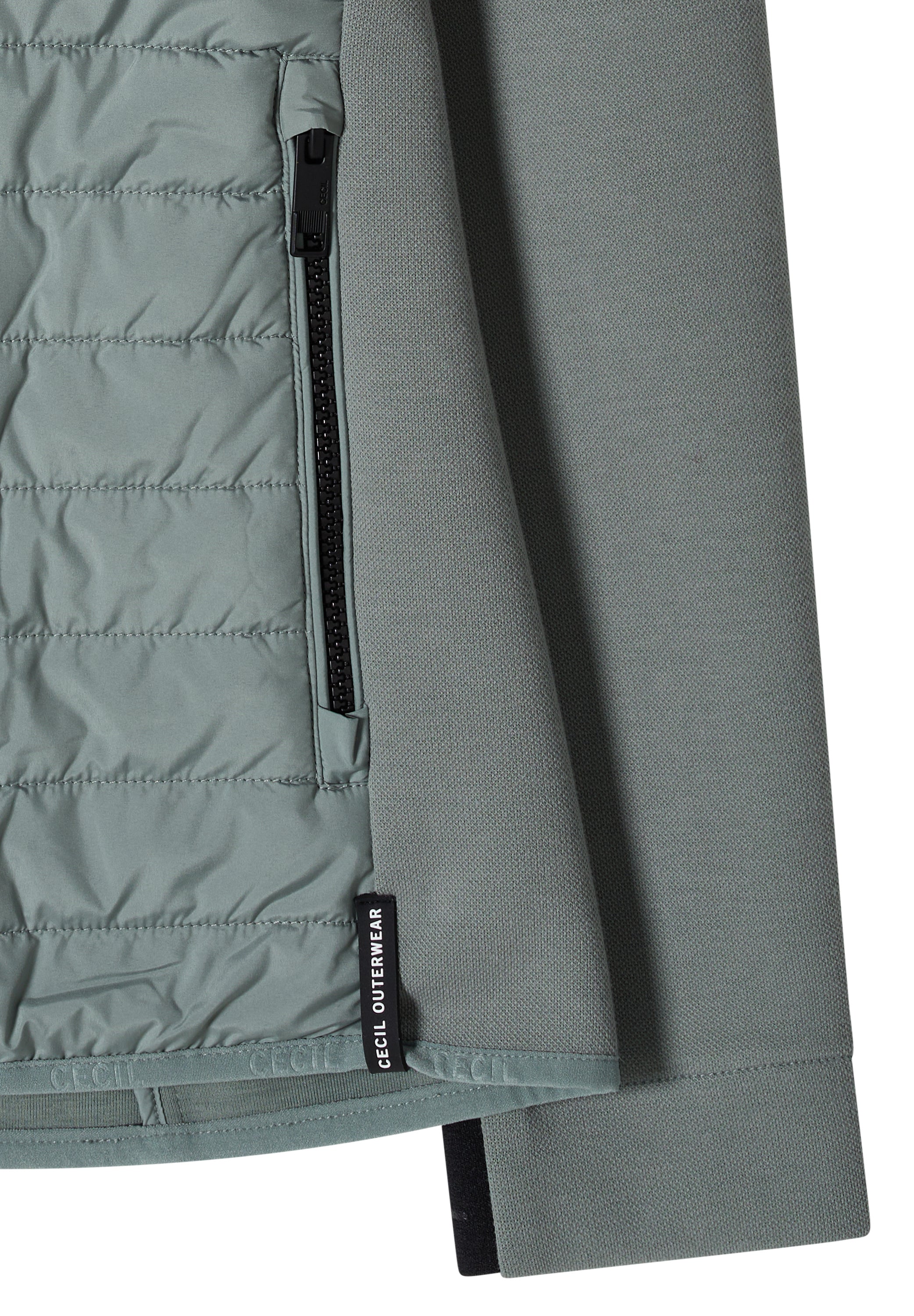 Jacke mit Strukturmix und Kapuze