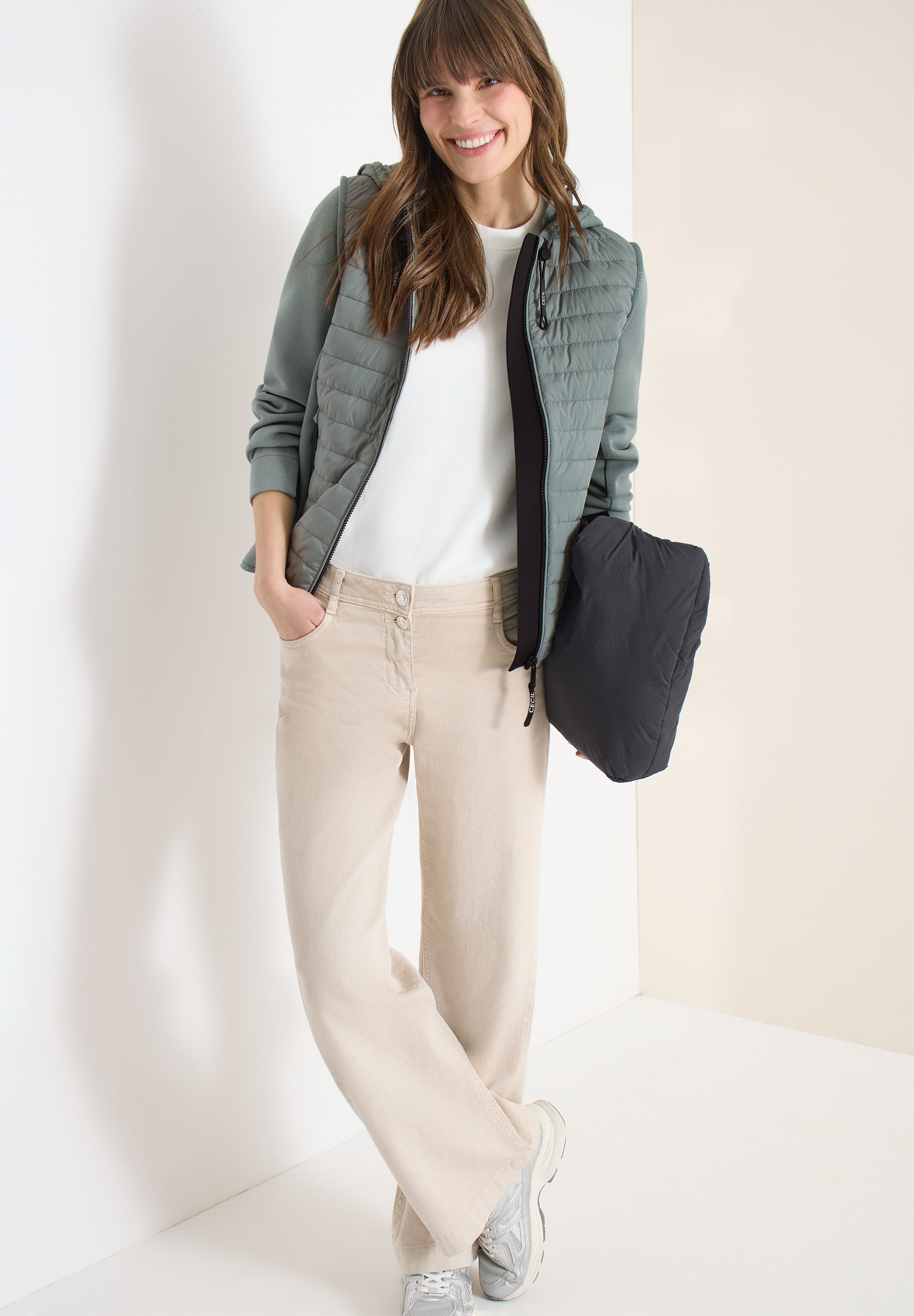 Jacke mit Strukturmix und Kapuze