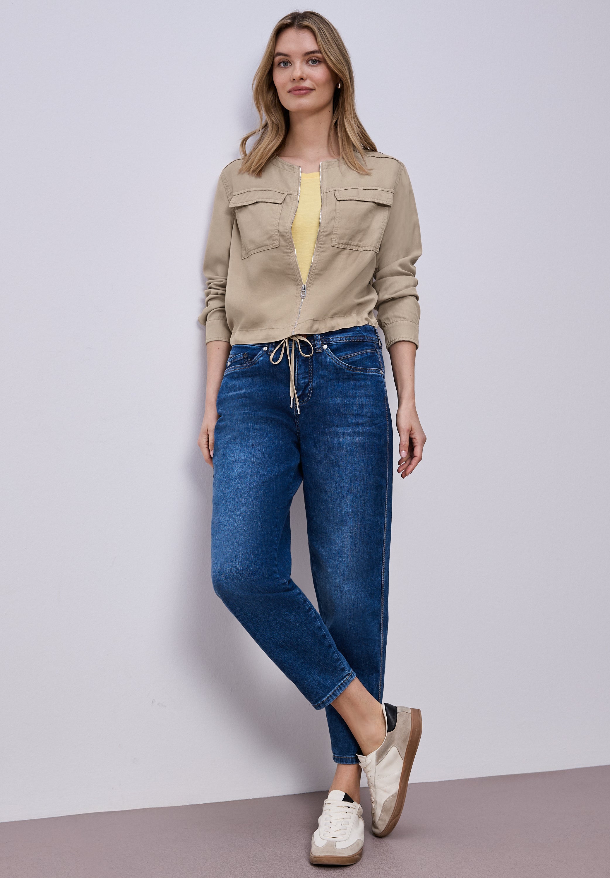 Jacke im Washed-Look mit Tunnelzug