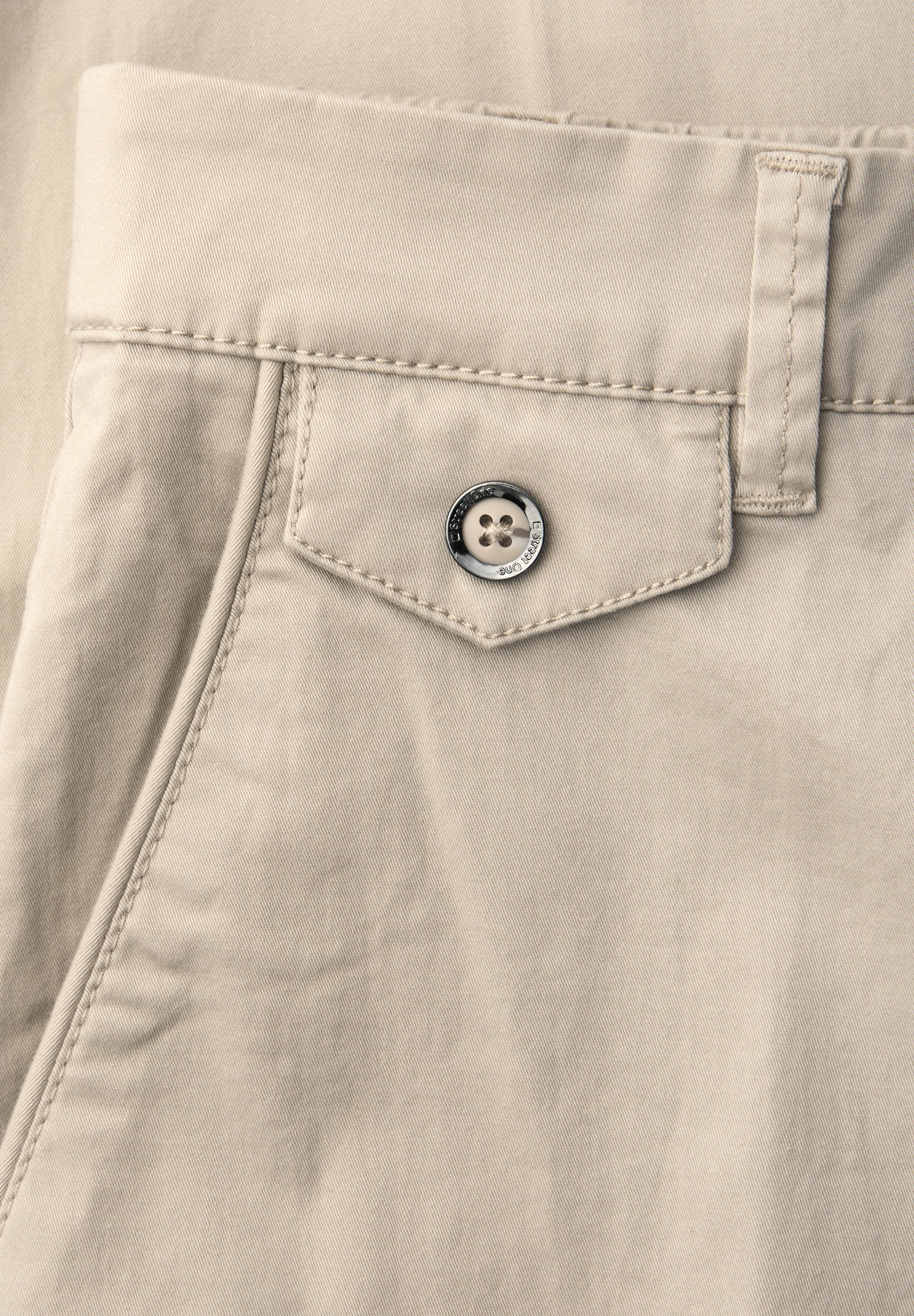 Chino im Casual Fit in softer Qualität