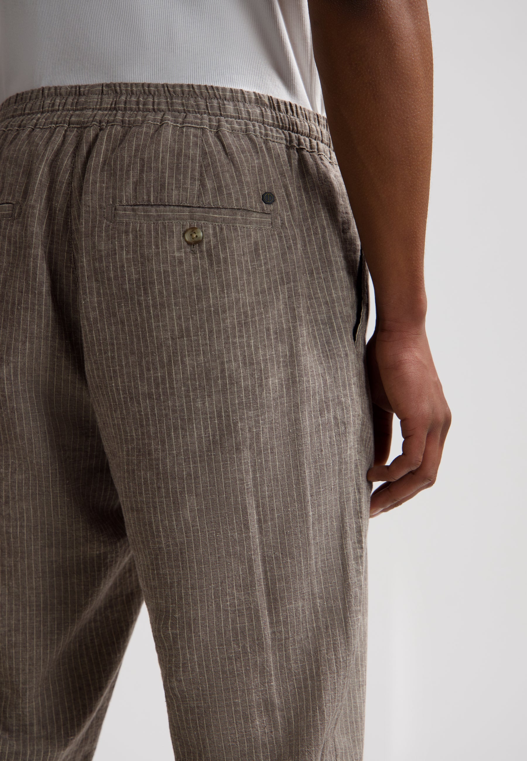 DS_Logan Easy Pinstripe