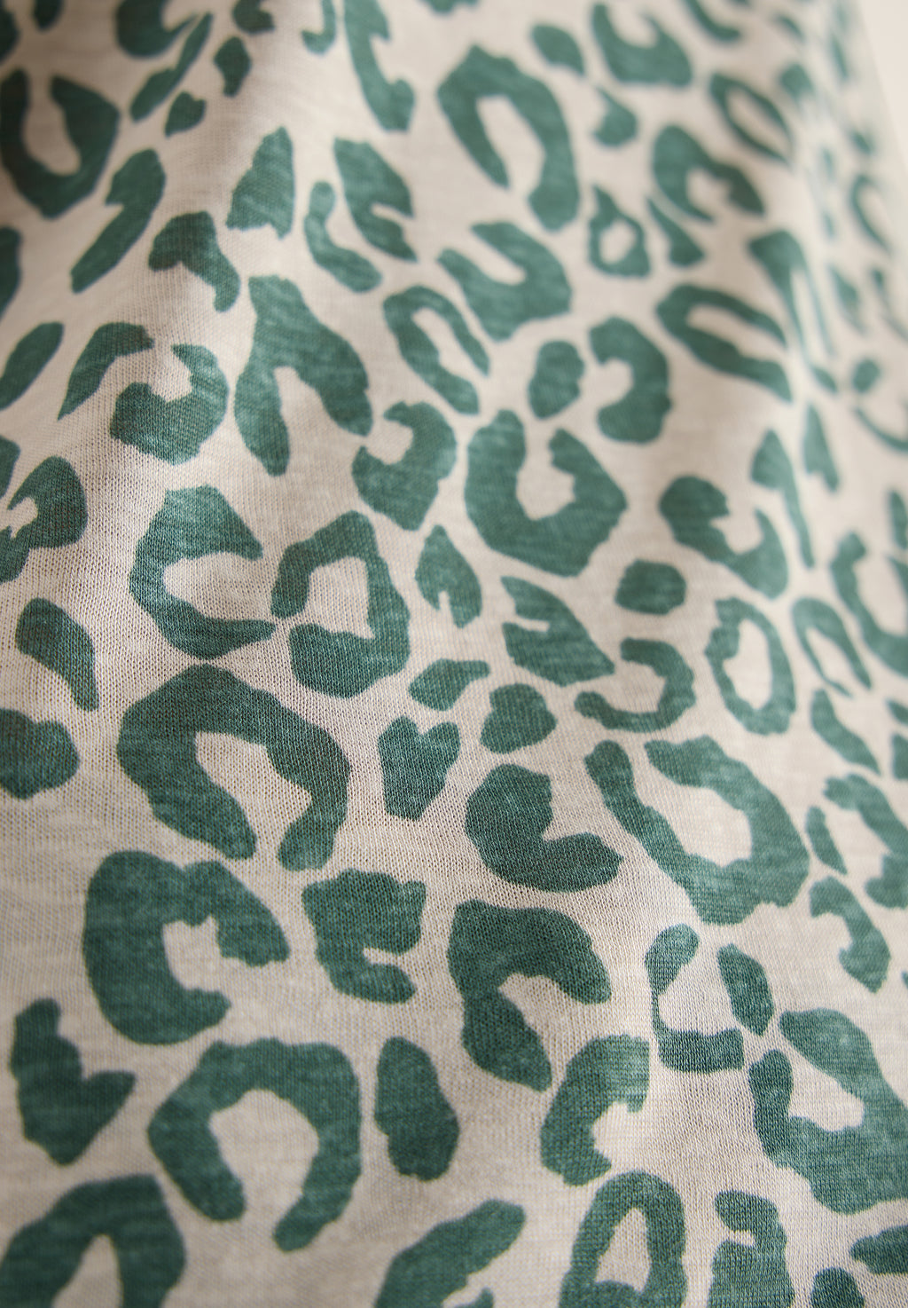 Shirt im Leinen-Look mit Leo-Print