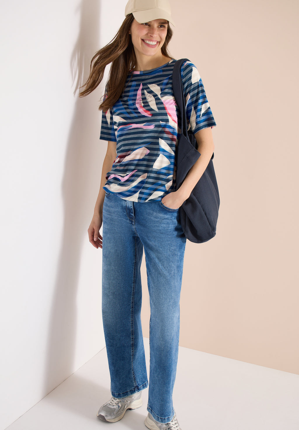 Kurzarm Shirt mit Ausbrennerstreifen