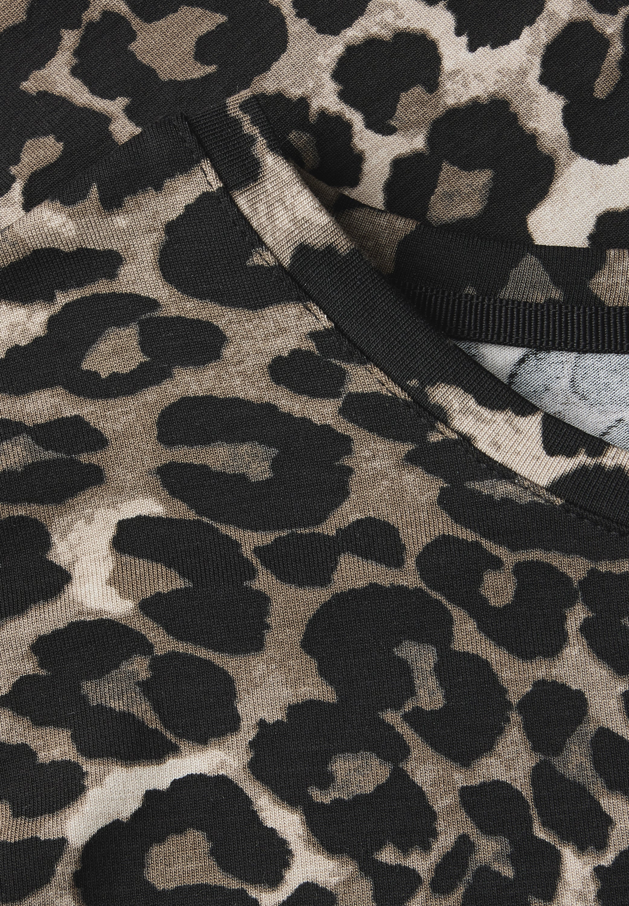 Shirt mit Leo-Muster