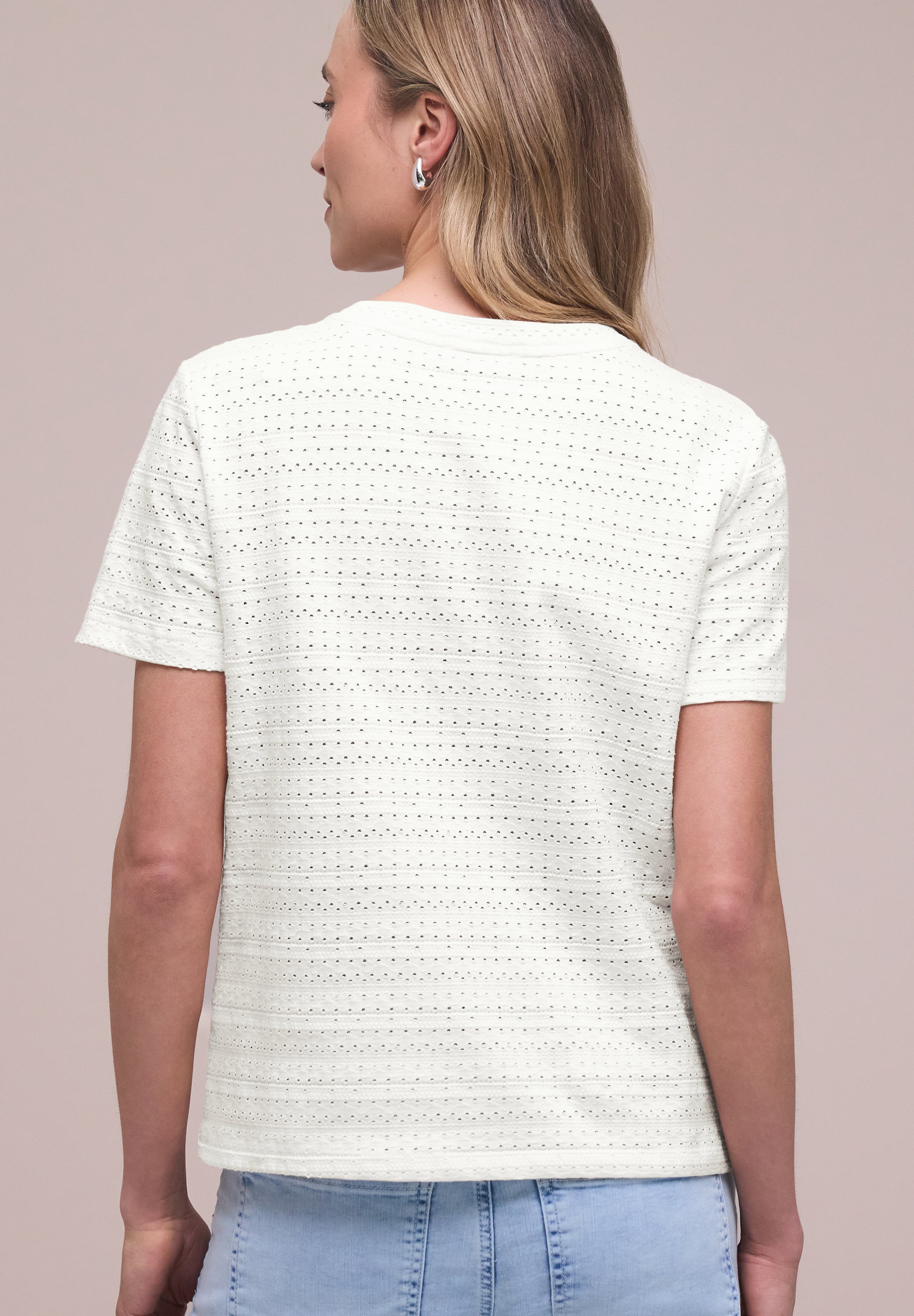 Kurzarm Shirt mit Rundhals aus Spitze
