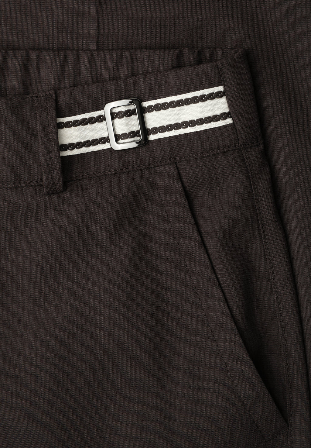 Straight Leg Hose mit Gürteldetails