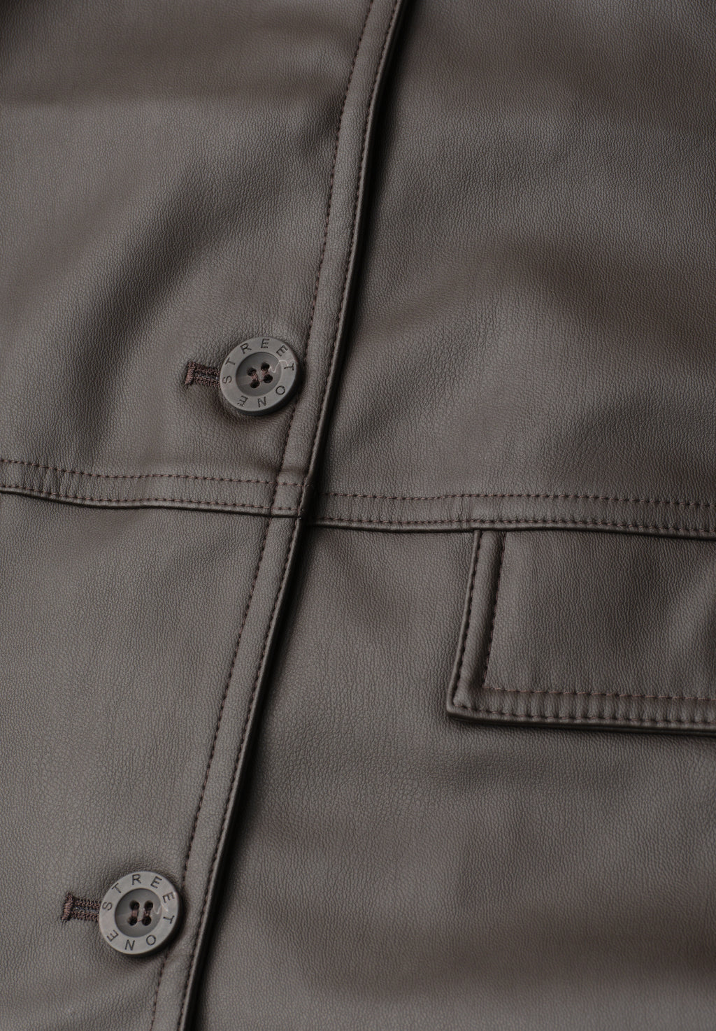 Jacke im Leder-Look mit Knöpfen