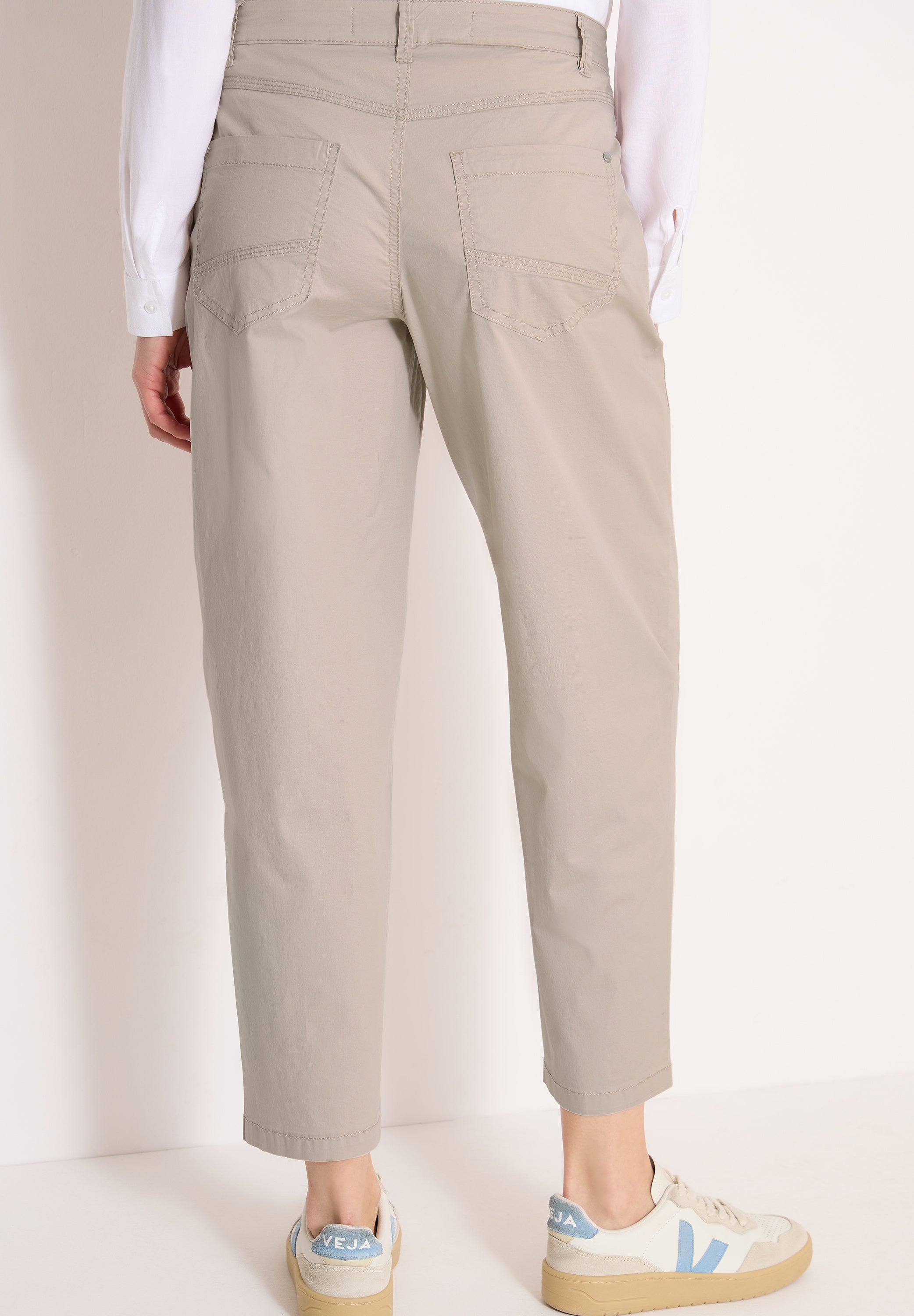 Mid Waist Barrel Leg Hose im Casual Fit