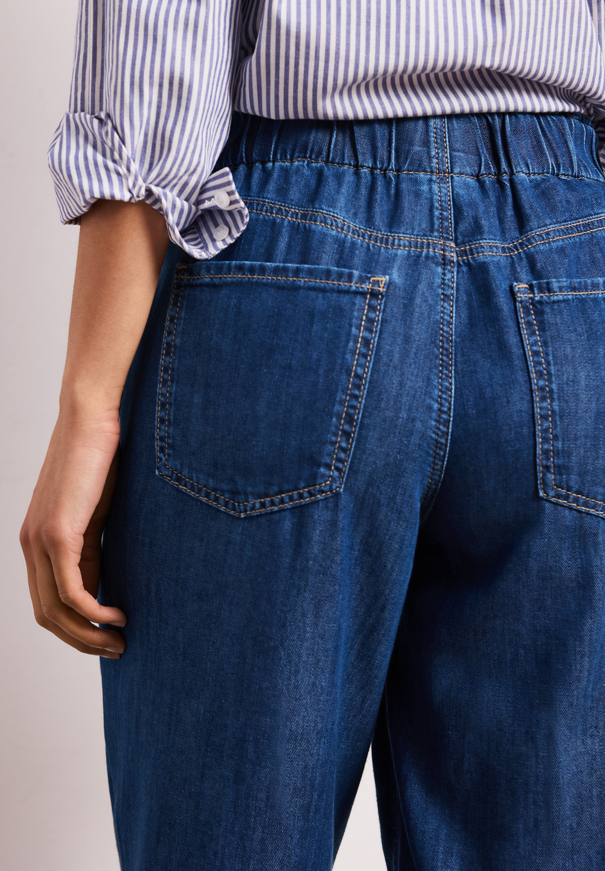 Wide Leg Jeans mit Paperbag-Bund